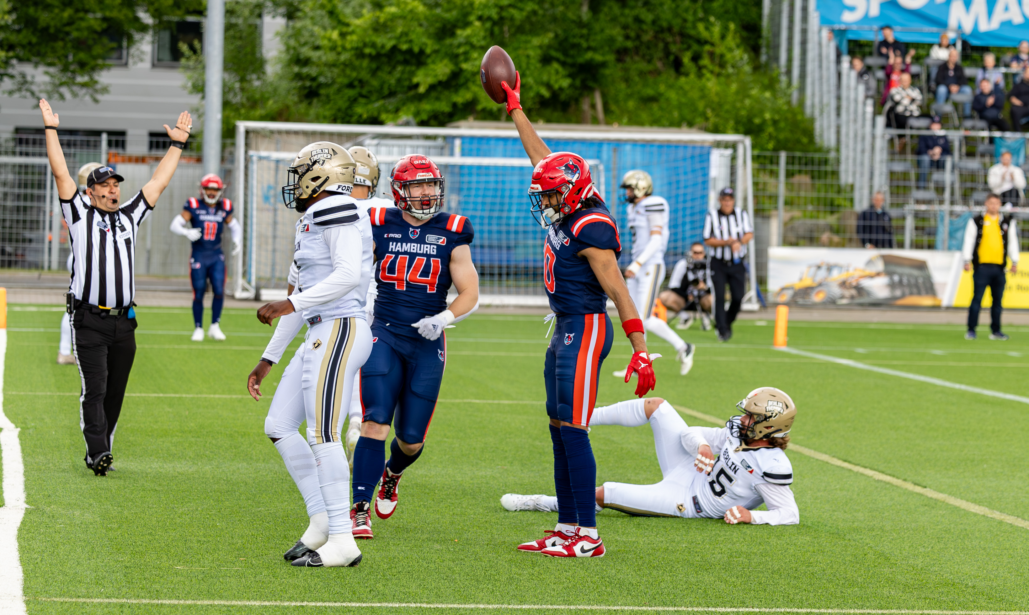 Berlin Thunder vs Hamburg Sea Devils