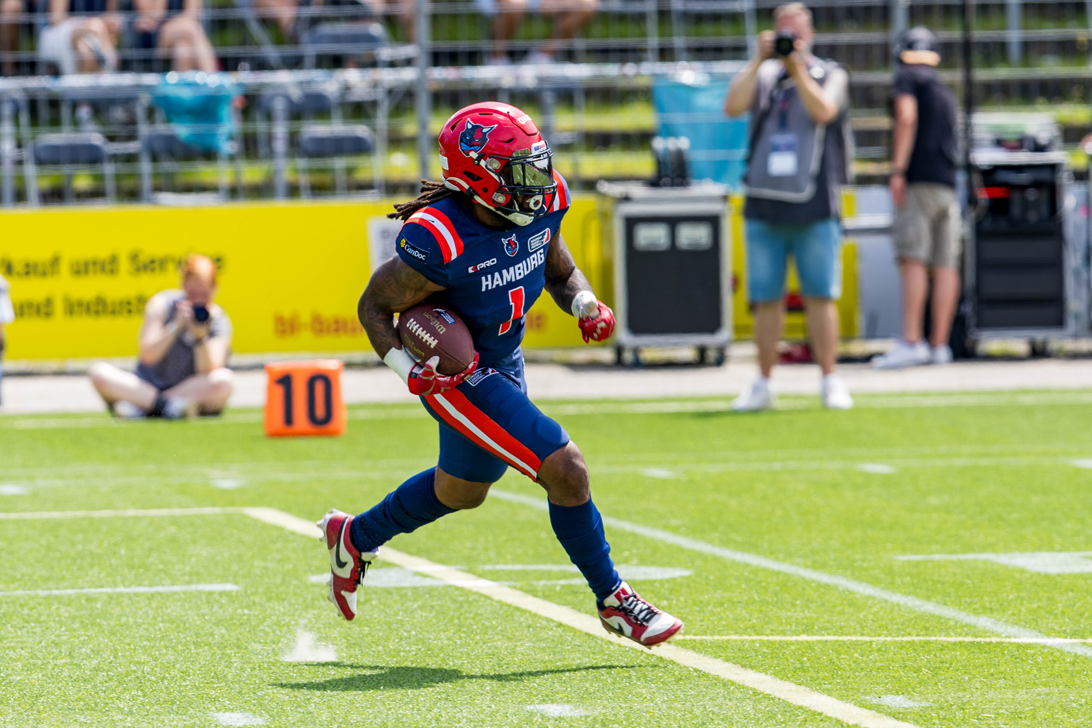 Prague Lions vs Hamburg Sea Devils