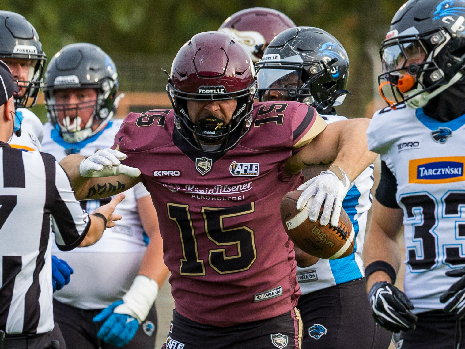 First down celebration from #15 Giacomo De Pauli (Running Back) – Rhein Fire
