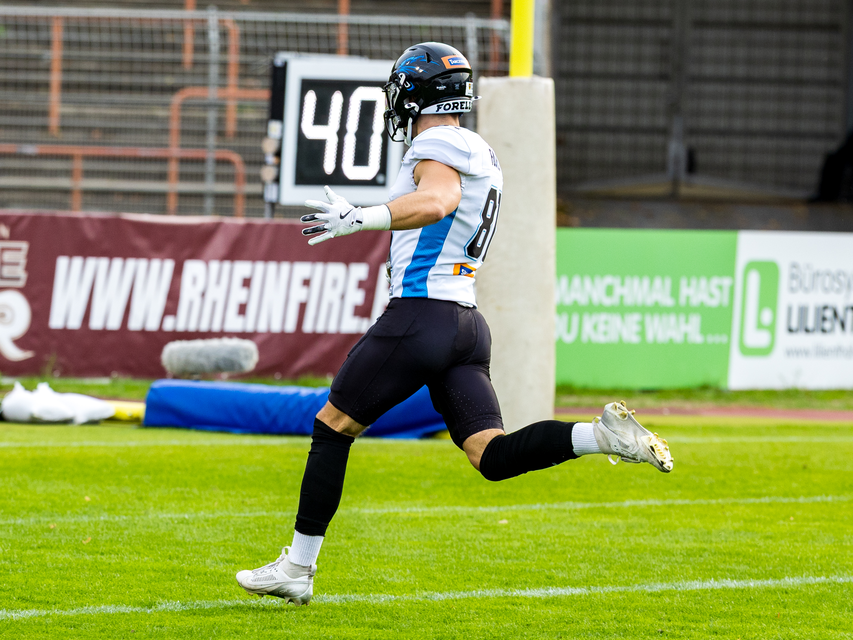 Touchdown #81 Juan Flores-Calderon (Wide Receiver) – Panthers Wroclaw