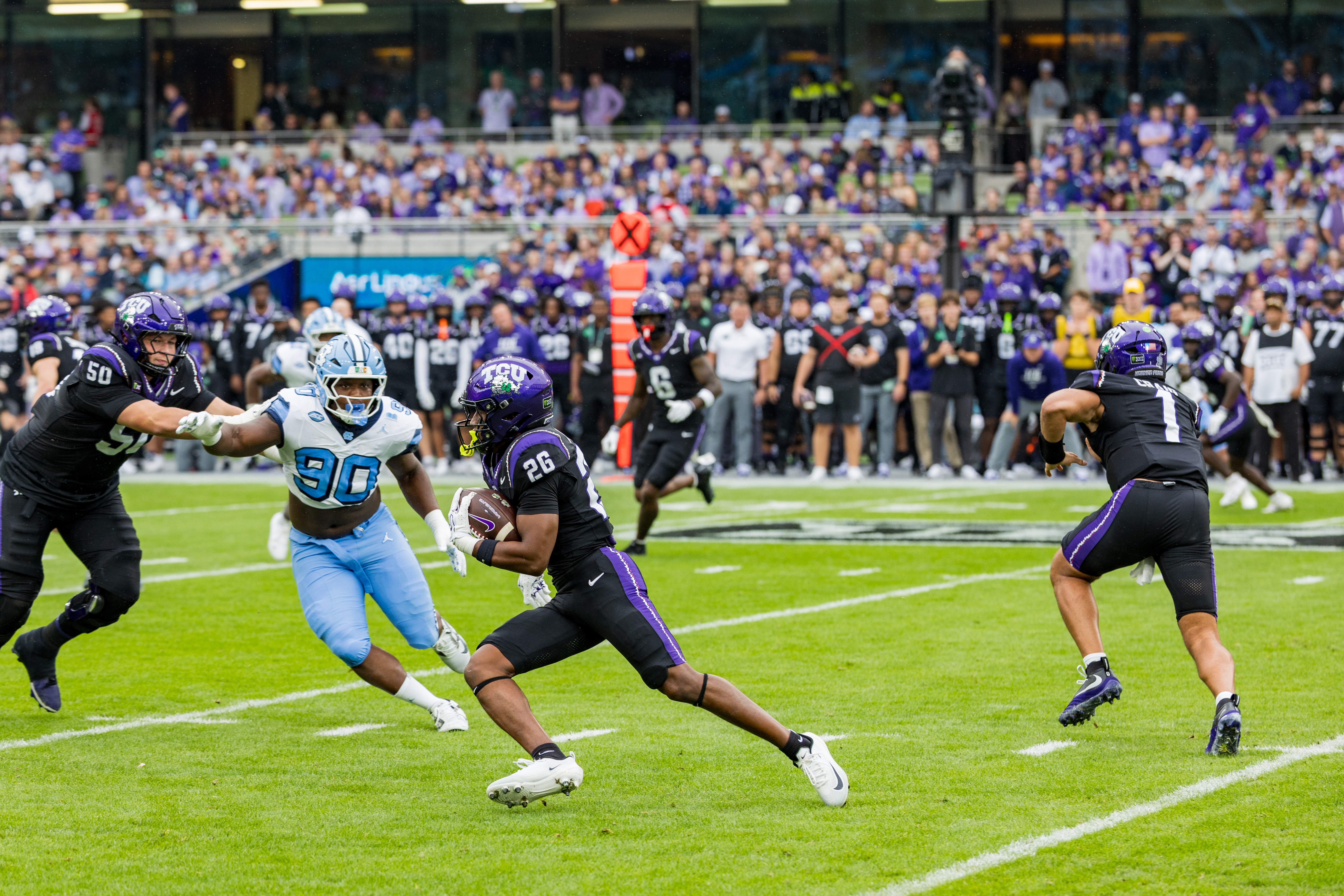 #26 Jeremy Payne (RB) TCU Horned Frogs run with the ball.
