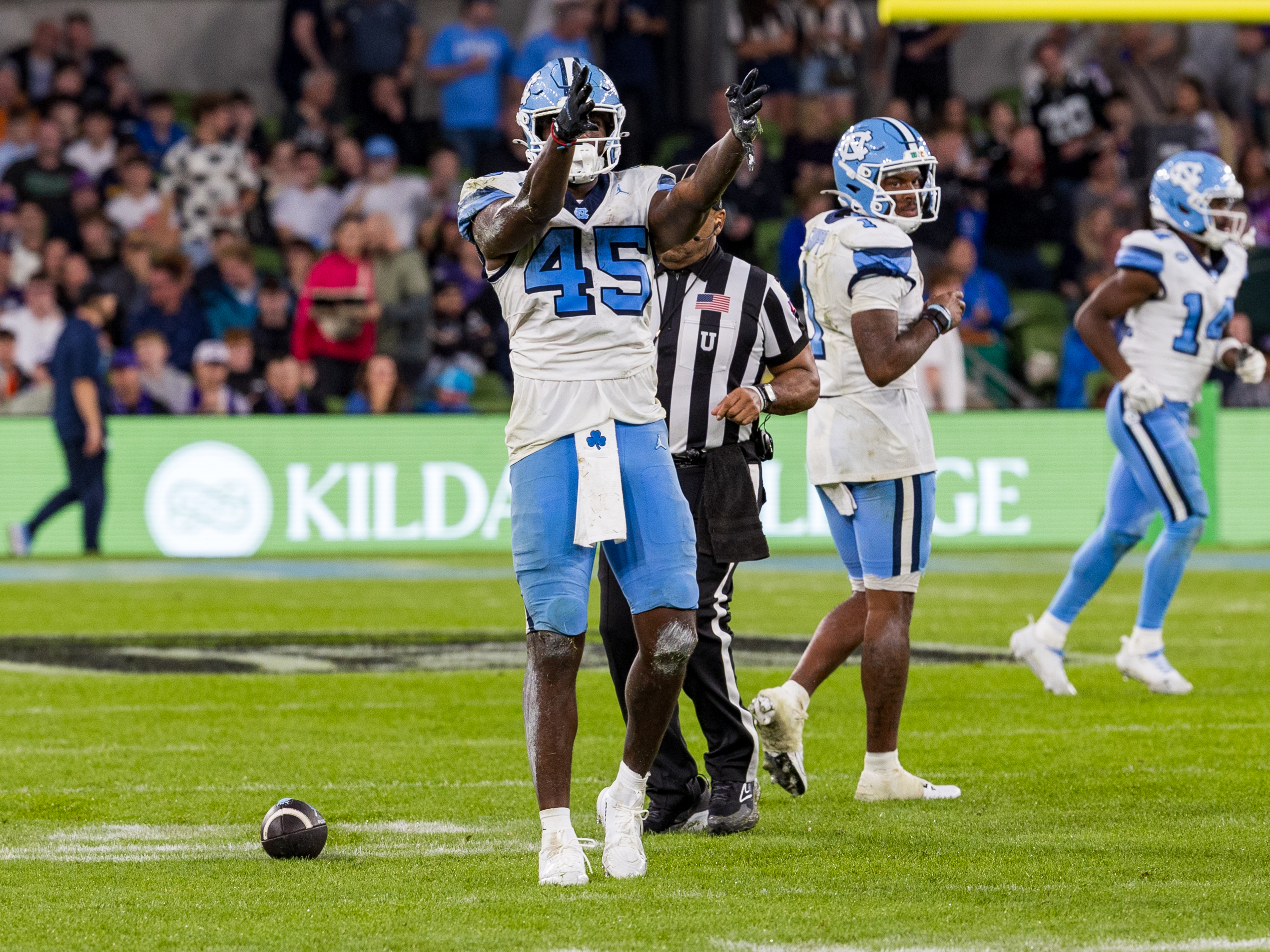 Frist down celebration from #45 Jelani Thurman (TE) University of North Carolina Tar Heels