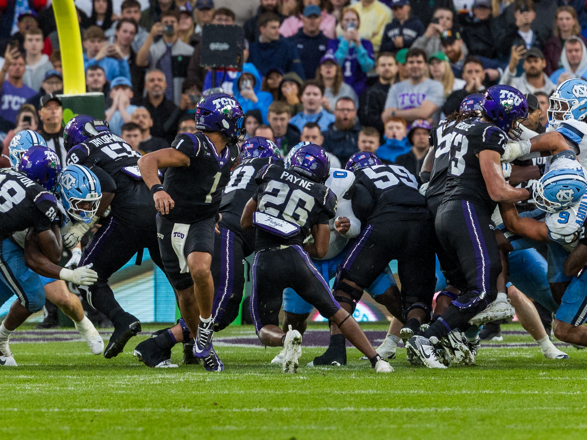 #26 Jeremy Payne (RB) TCU Horned Frogs search a gab to run.