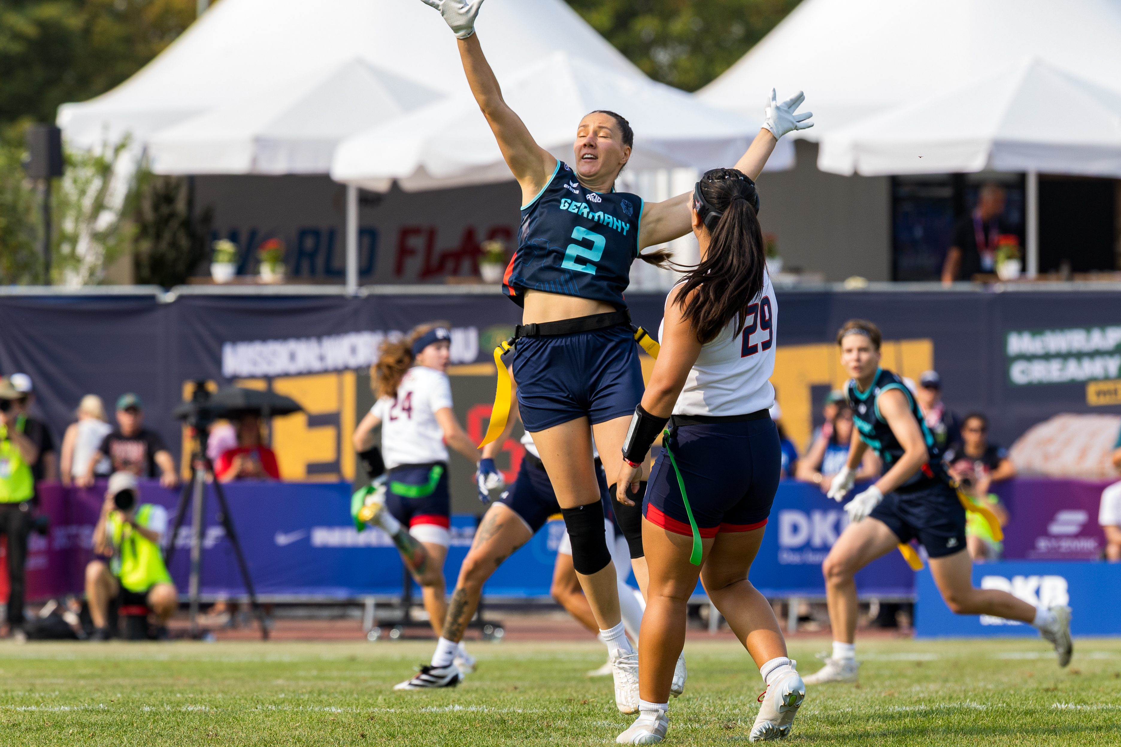 #2 Anne Streil (DE) Team Germany Women miss the pass from #29 Akemi Higa (QB) Team USA Women
