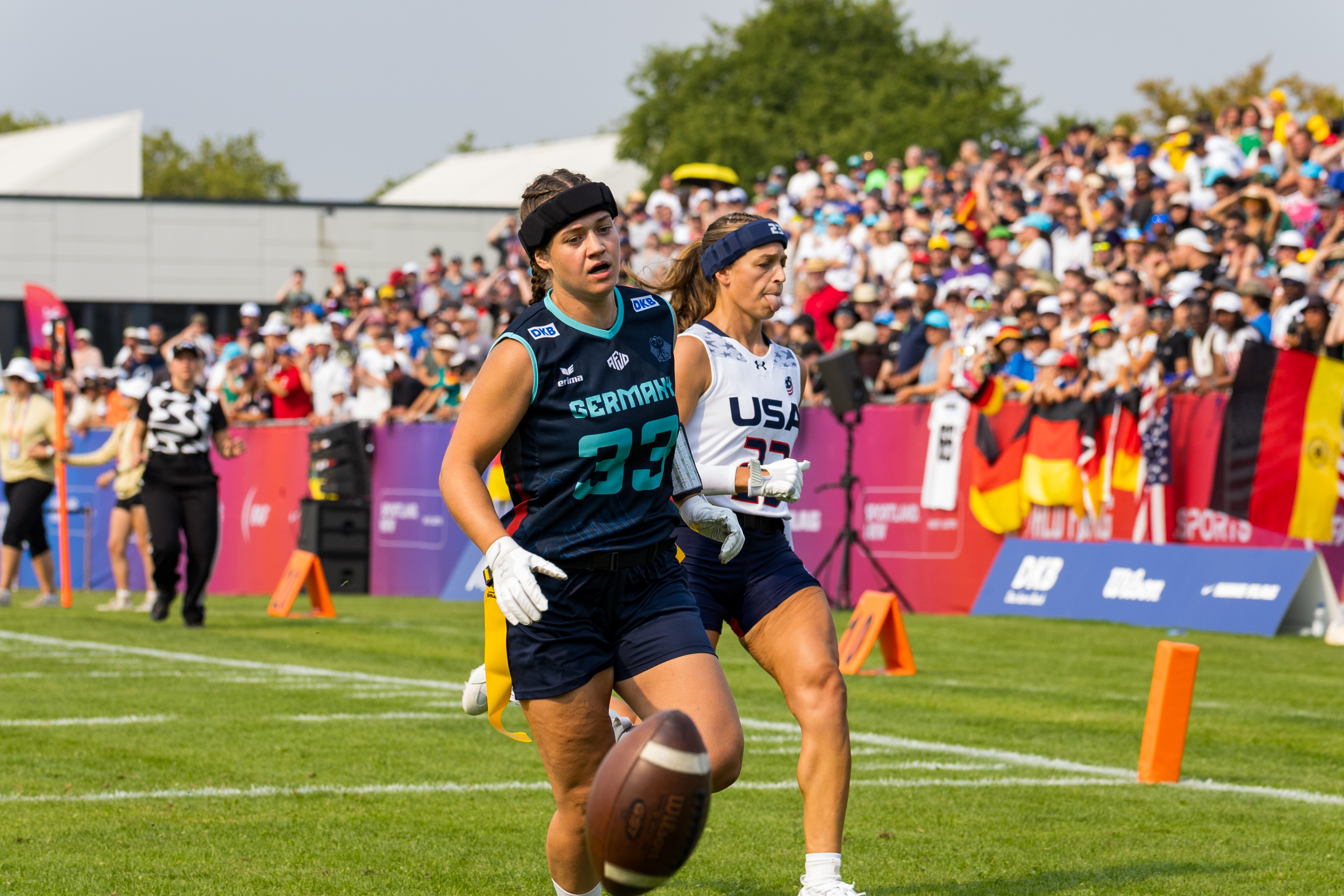 No chance to catch the ball for #33 Lina Kristin Adrian (WR/DB) Team Germany Women and #23 Isabella Geraci (WR/S) Team USA Women