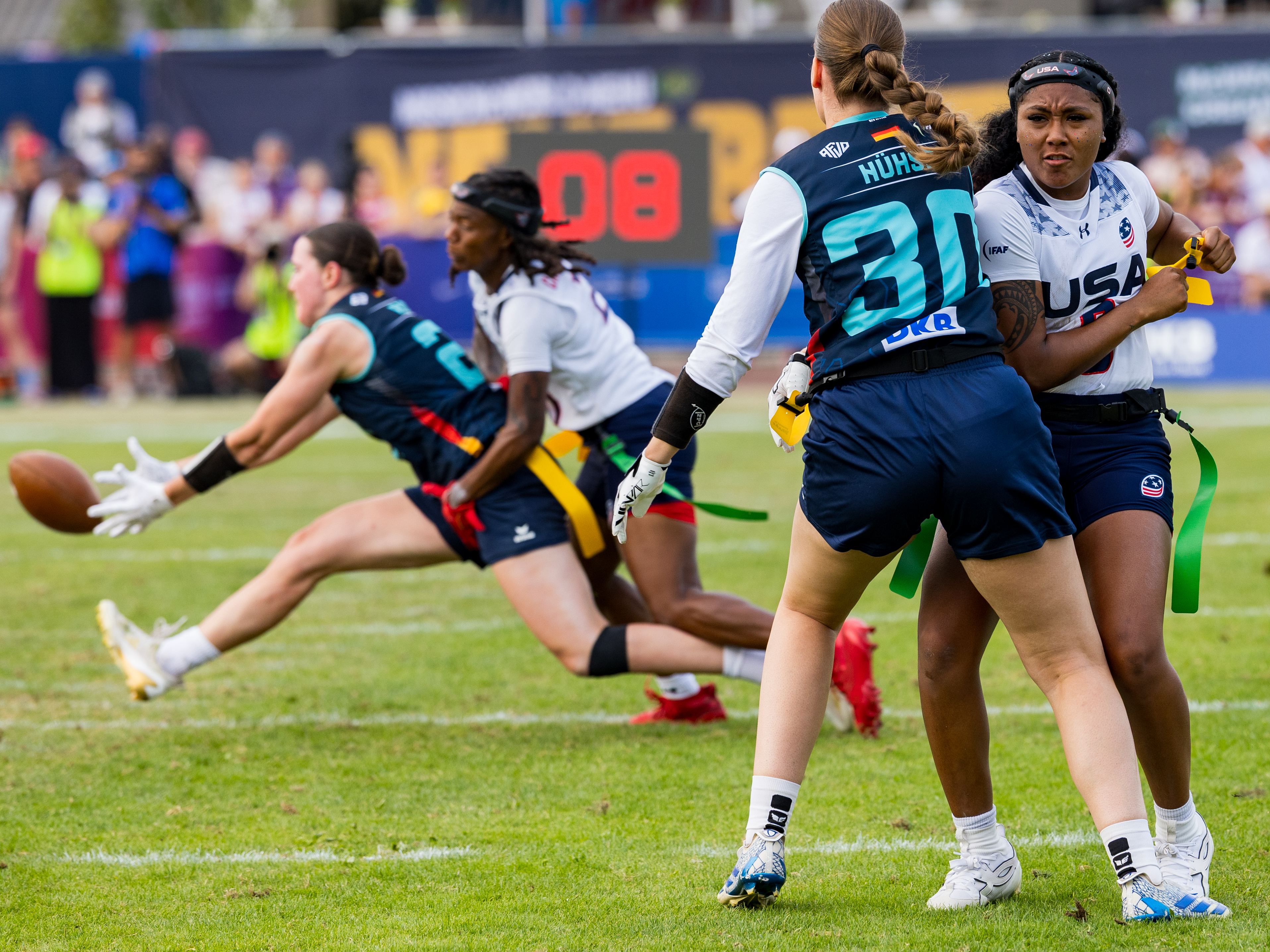 Inkomplett pass from #30 Saskia Nühse (QB) Team Germany Women