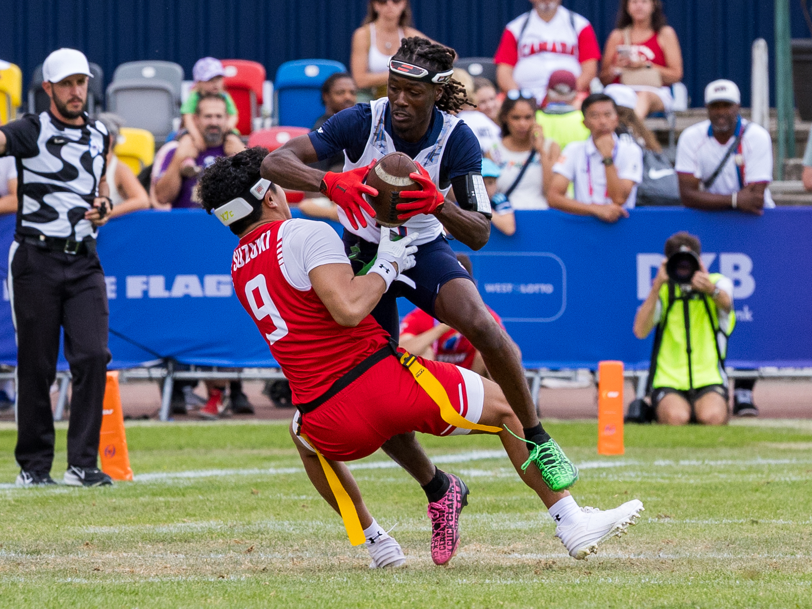 #9 HARUKI SUZUKI ( DB/WR ) Team Japan Men tackle #13 Velton Brown Jr (WR/DB) Team USA Men