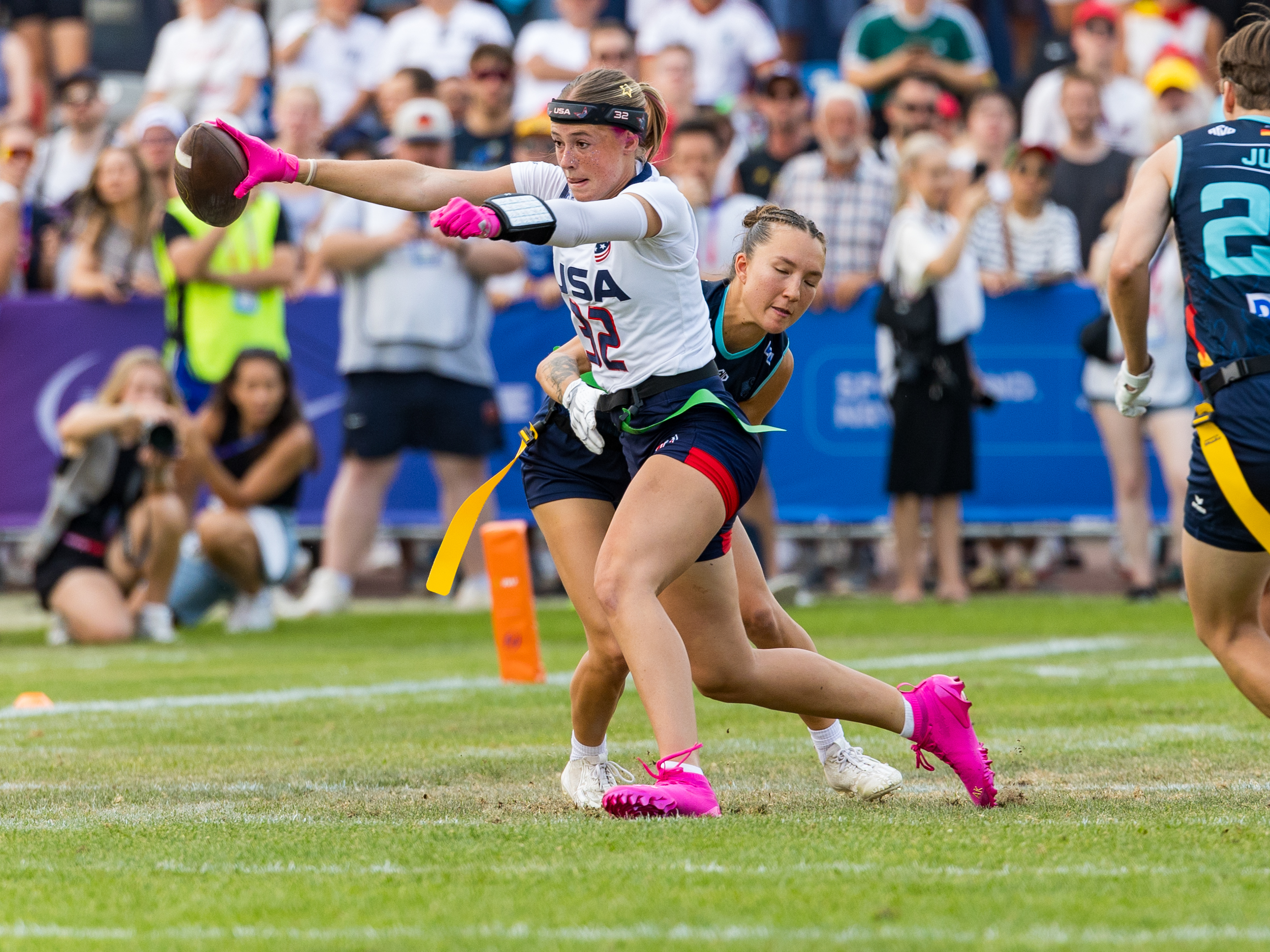 First down from #32 Ashlea Klam (C/S) Team USA Women