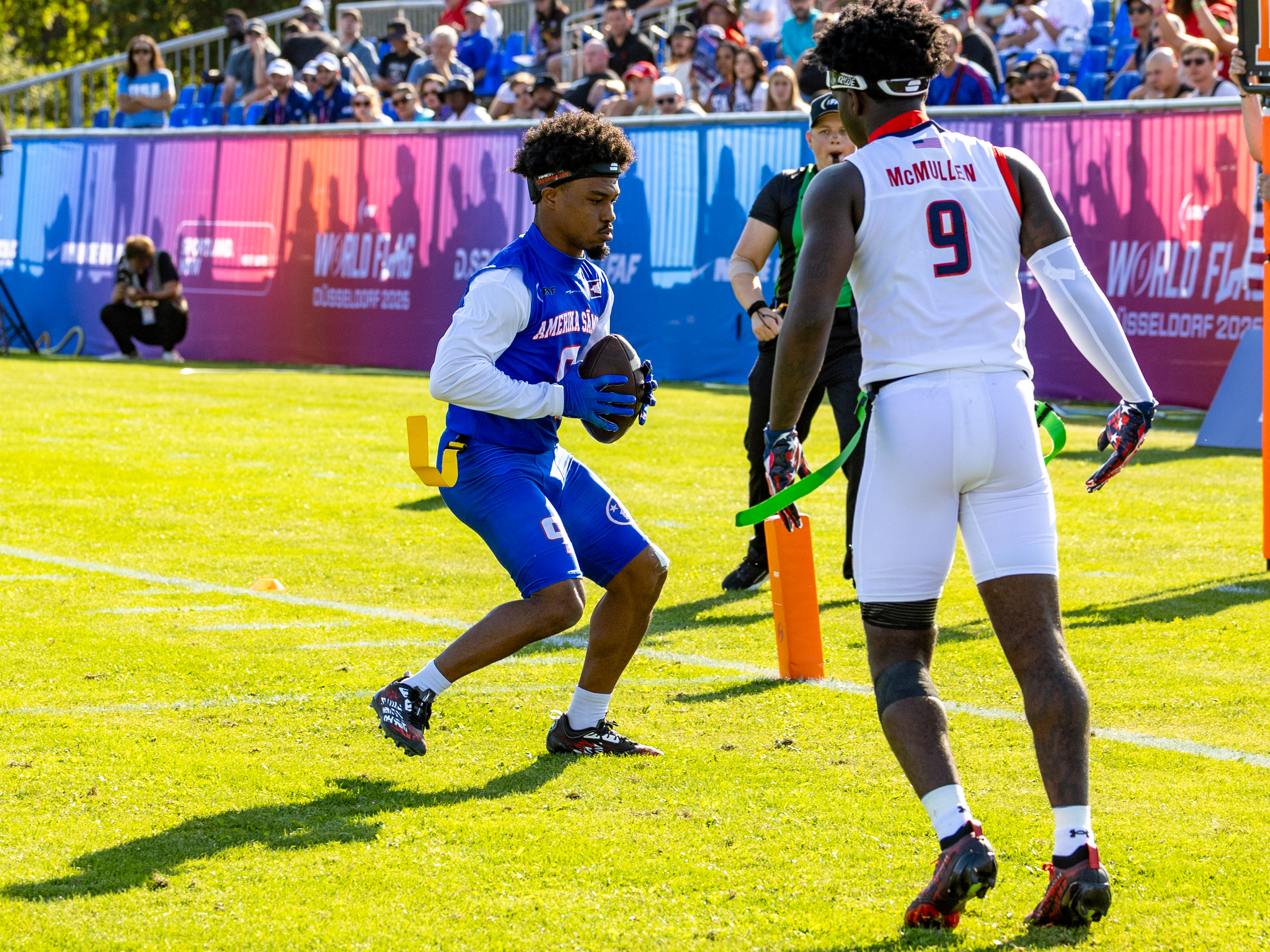 Extra Point is good. #5 Taulia Tagovailoa (QB) Team American Samoa Men catch the Ball in the Endzone.