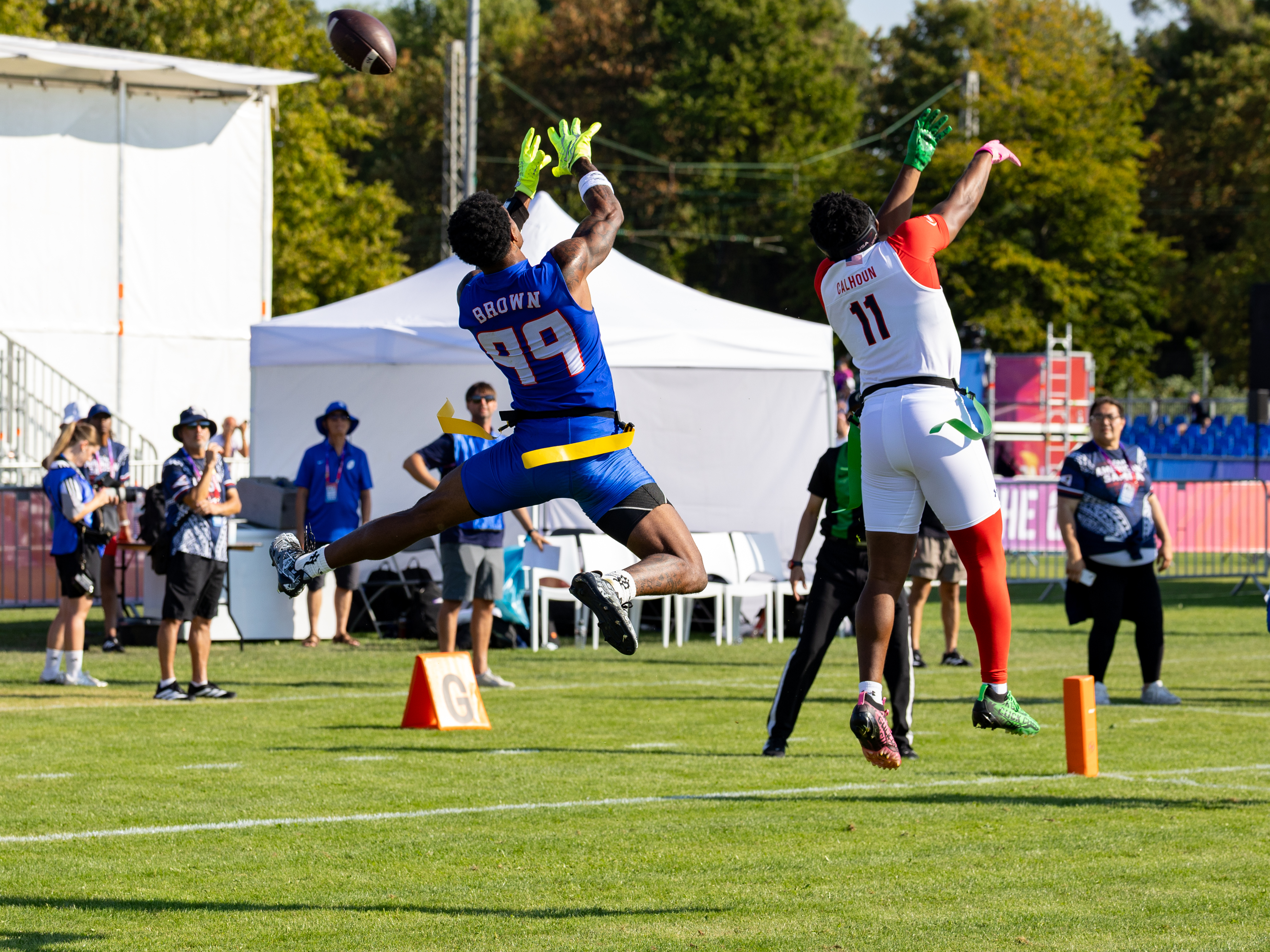 Incomplette pass to #99 Bralon Brown (WR/DB) Team American Samoa Men. #11 Isaiah CalhounTheard Jr no chance to a interception