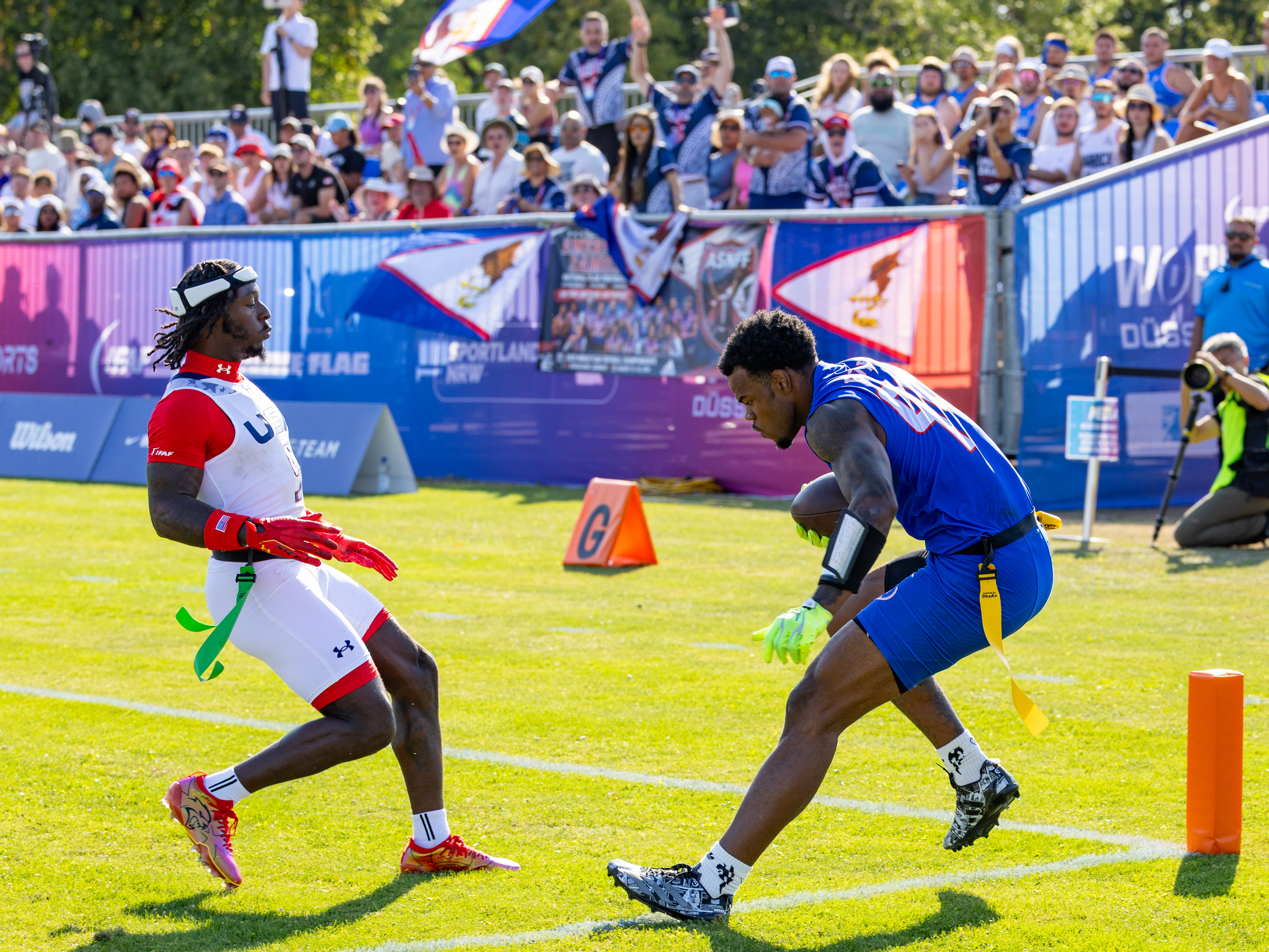 #99 Bralon Brown (WR/DB) Team American Samoa Men catch the Ball in the Endzone for the extra point.