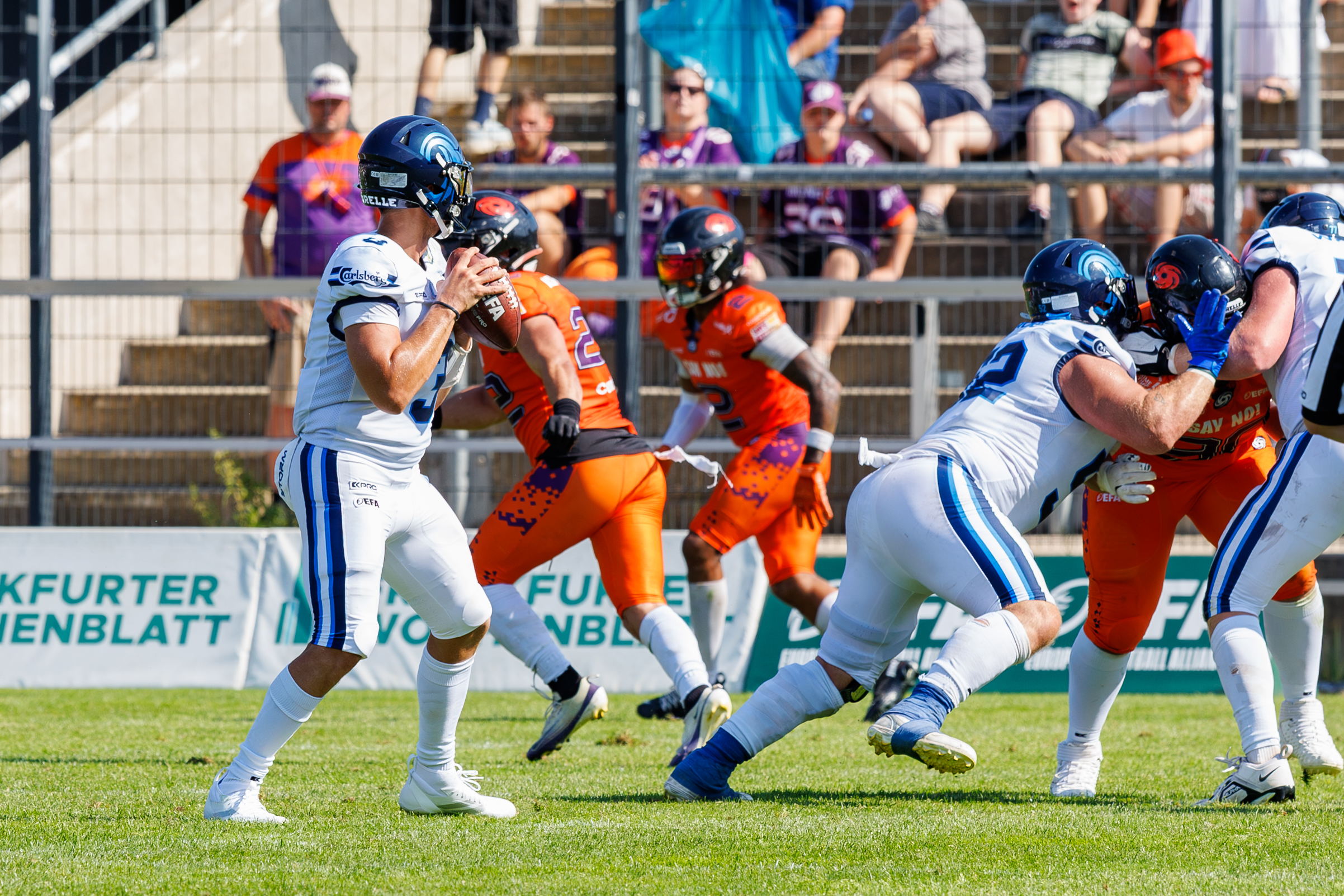 #3 Jadrian Clark (Quarterback) – Nordic Storm search a target in the Endzone for a 2 Point conversion.