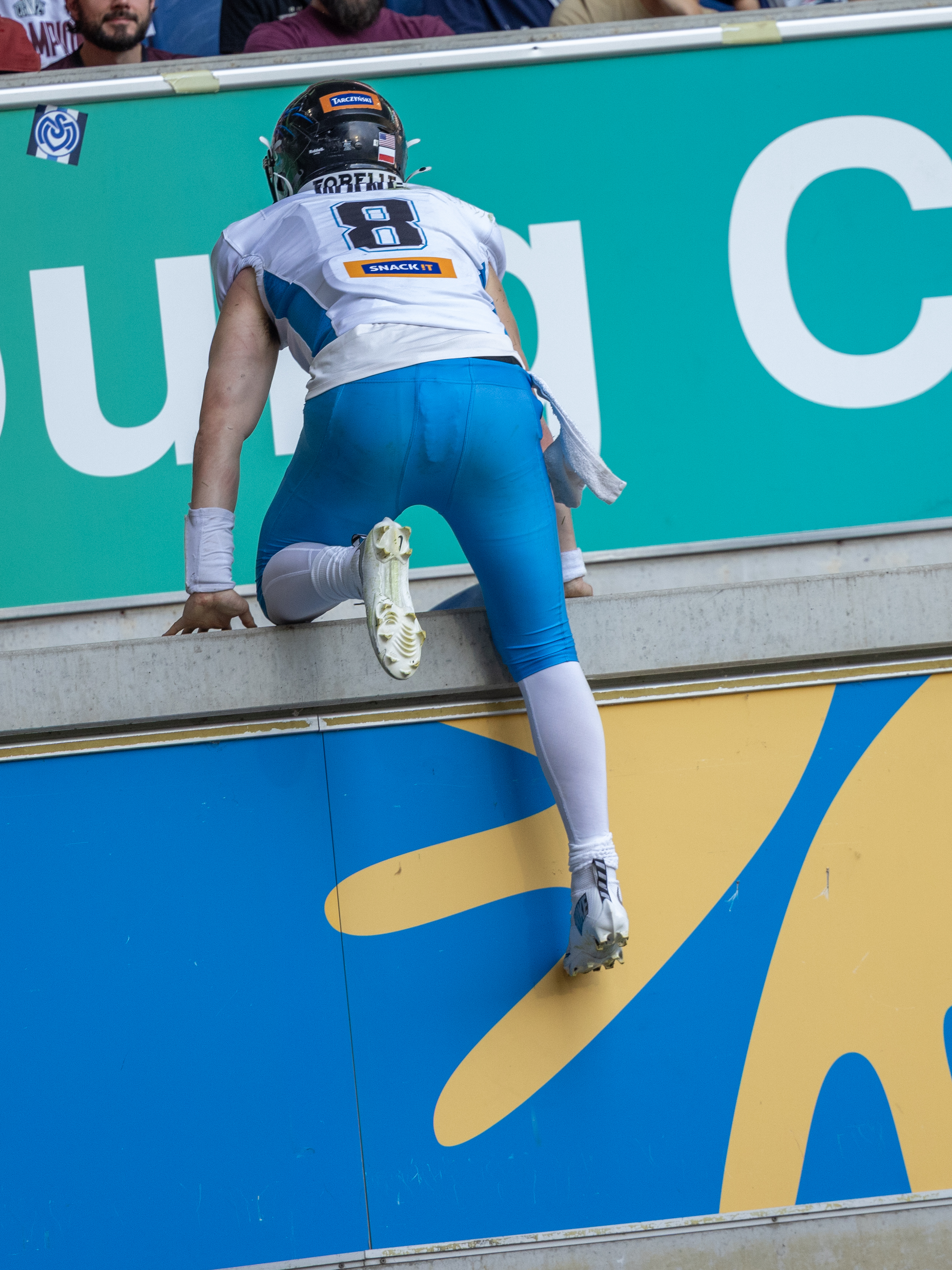 Touchdown celebration #8 Jameson Wang (Quarterback) – Panthers Wroclaw