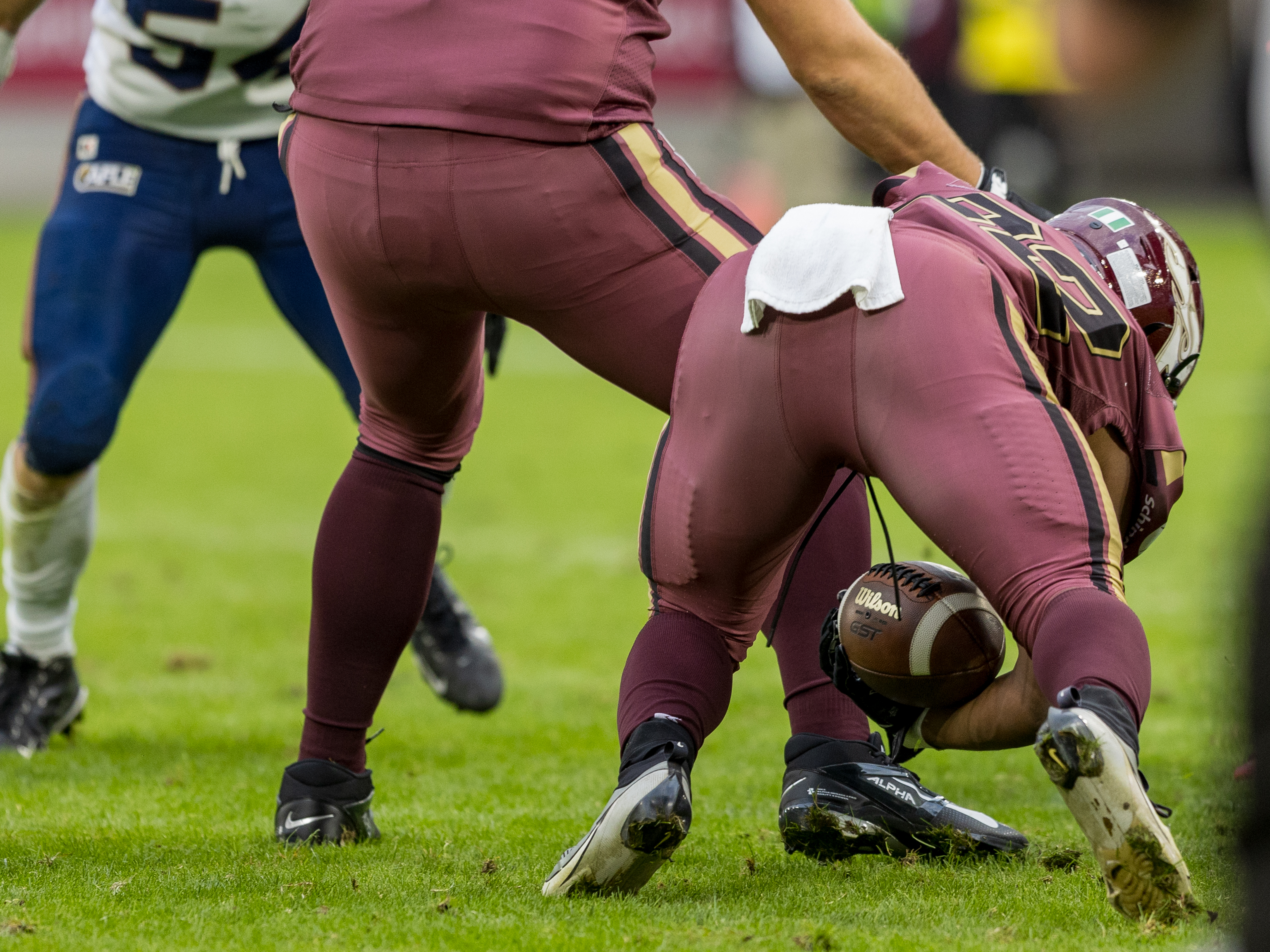 #22 Marvellous Imade (Running Back) – Rhein Fire hold the ball after catch Rhein Fire vs Paris Lights, American Football, American Football League Europe, WEEK 4, 2026, 13.06.2026,