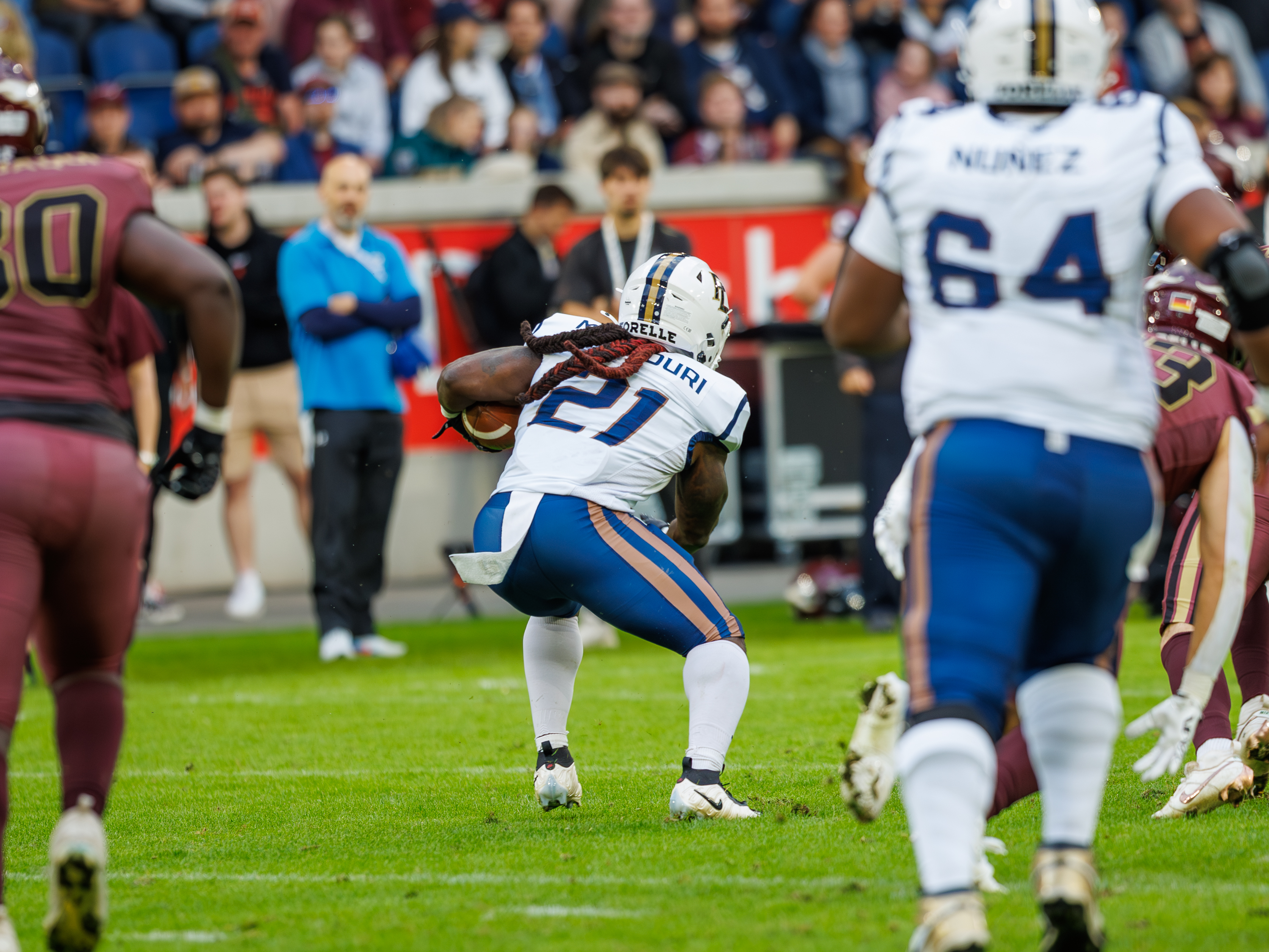 #21 Jean-Charles Moukouri (Running Back) – Paris Lights