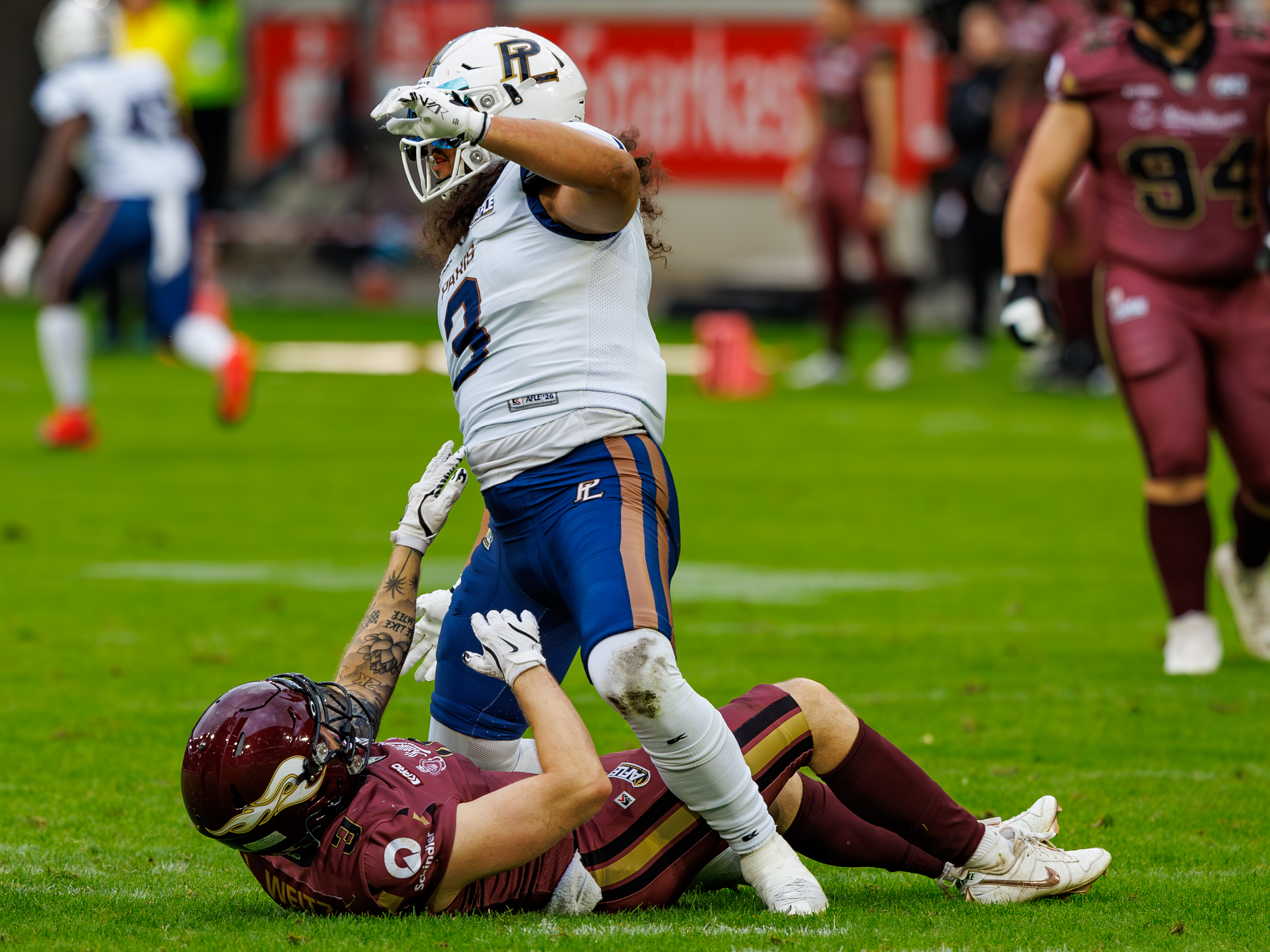 Yassine Sifeddine ( Tight Ends ) – Paris Lights block #3 Lennart Weitz (Linebacker) – Rhein Fire