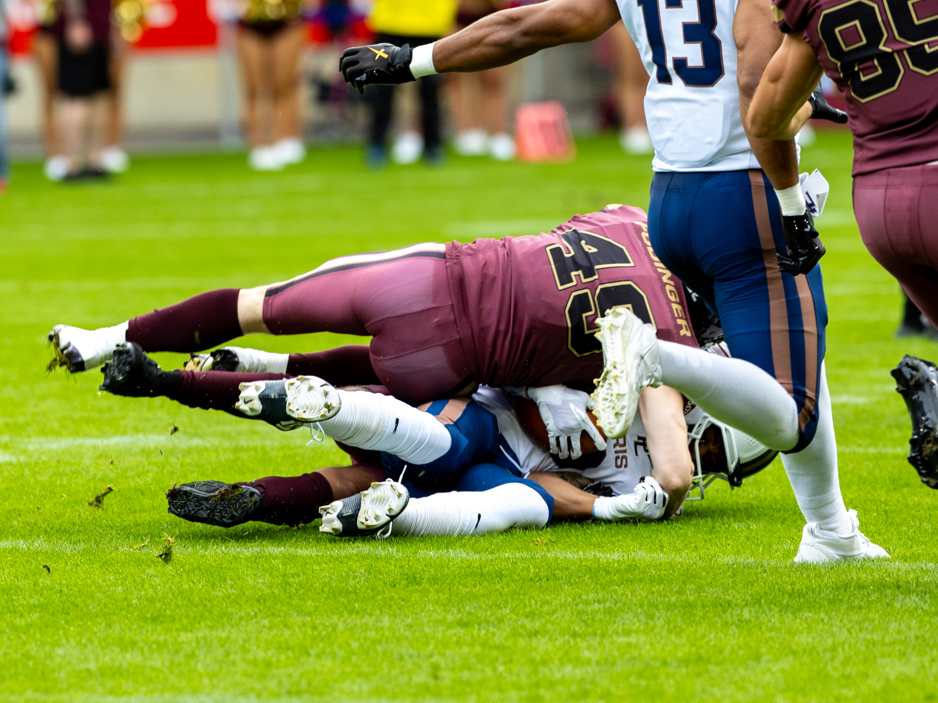 #49 Felix Födinger (Linebacker) – Rhein Fire tackle #8 Armand Soulerot (Running Back) – Paris Lights Rhein Fire vs Paris Lights, American Football, American Football League Europe, WEEK 4, 2026, 13.06.2026,