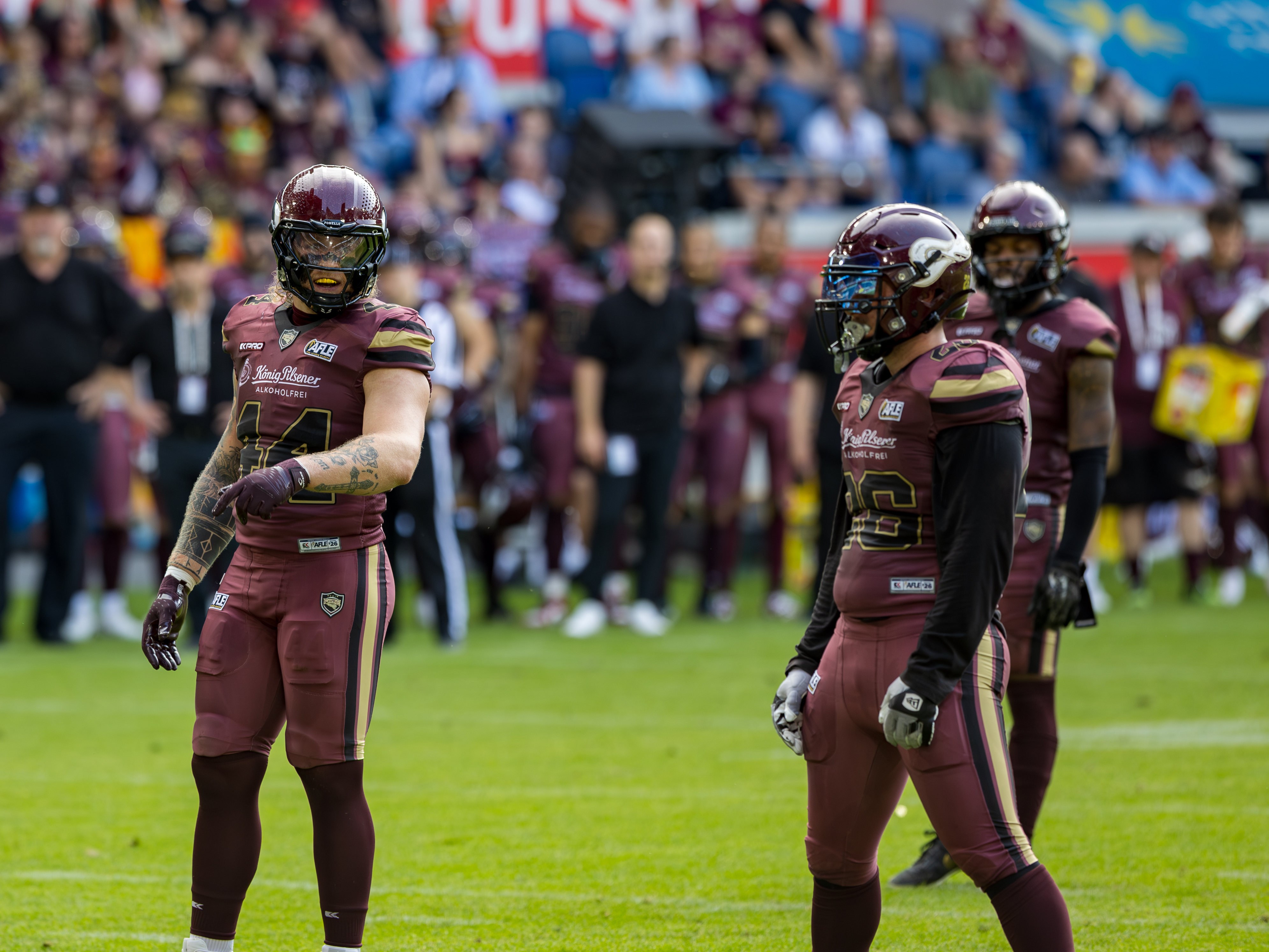 #44 Marius Kensy (Linebacker) – Rhein Fire and #26 Lino Schröter (Linebacker) – Rhein Fire