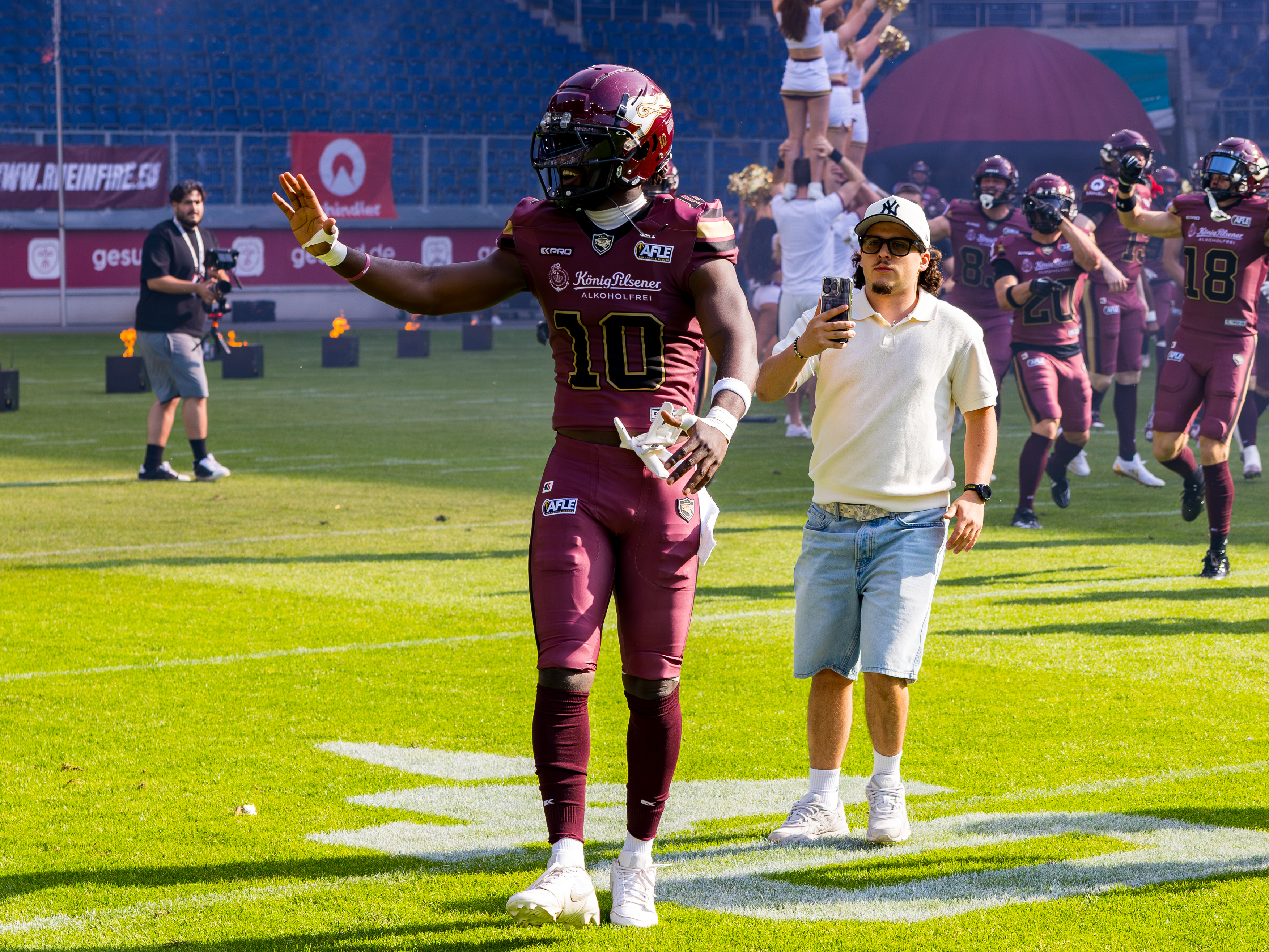 At the start of the game #10 Harlan Kwofie (Wide Receiver) – Rhein Fire