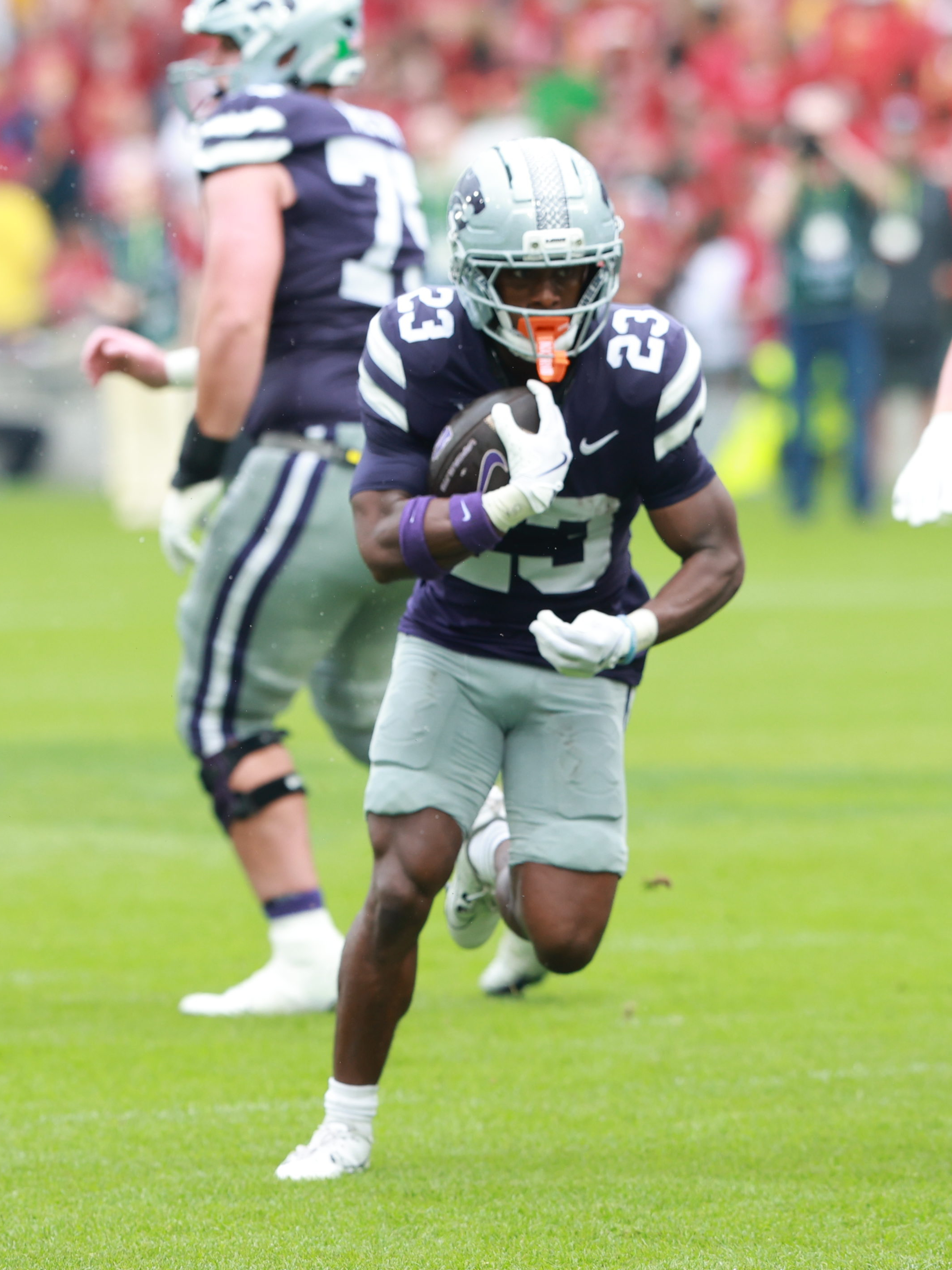 #23 DeVon Rice (RB) Kansas State Wildcats run with the ball. Iowa State vs K-State, American Football, NCAA College Football, Week 1, 2025, 23.08.2025,