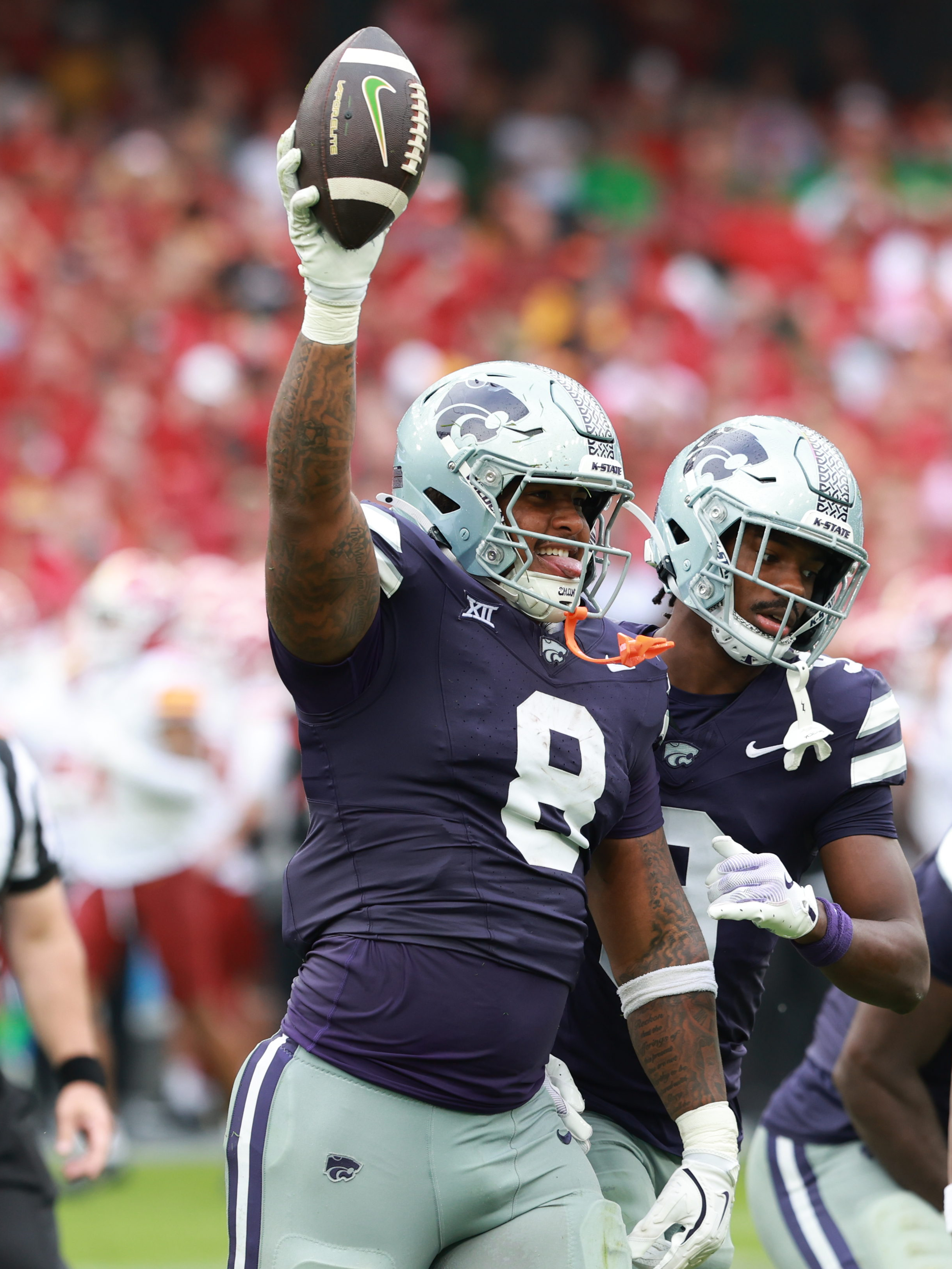 #8 Chiddi Obiazor (DE) Kansas State Wildcats fumble recover. Iowa State vs K-State, American Football, NCAA College Football, Week 1, 2025, 23.08.2025,