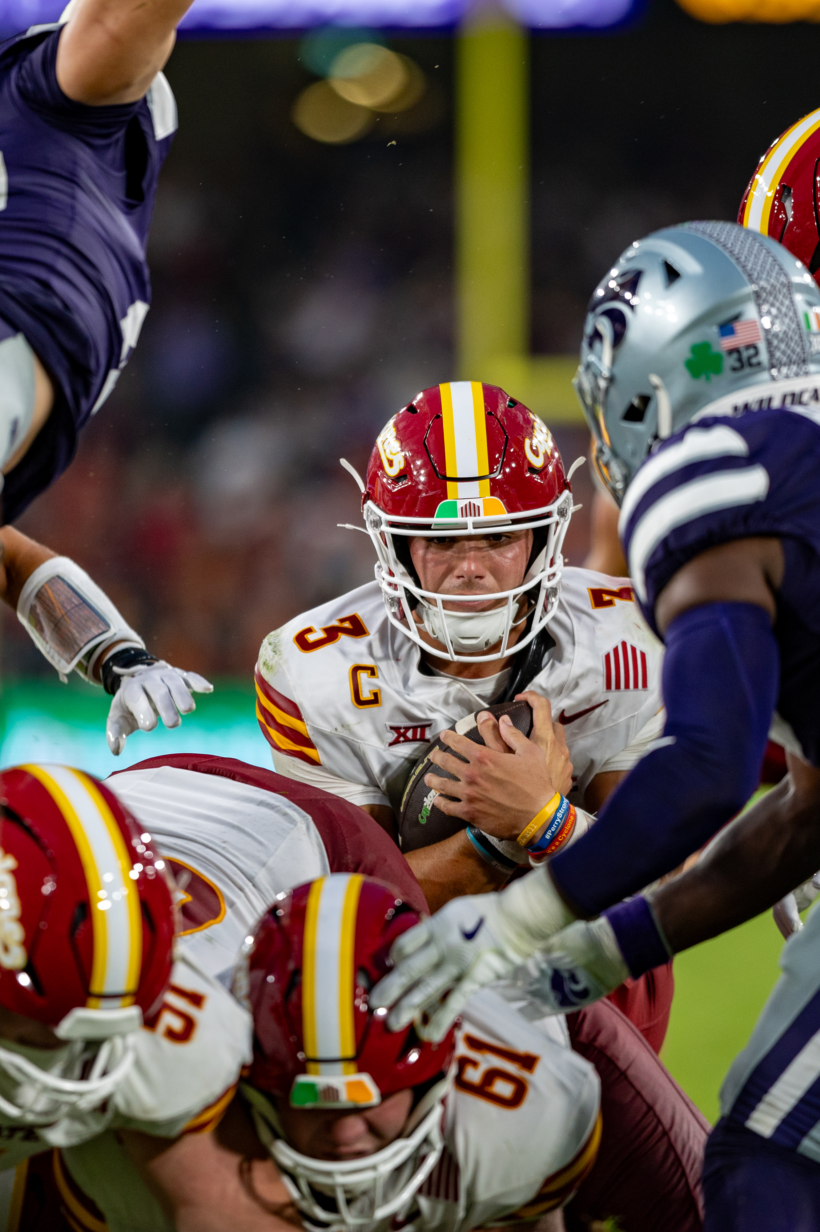 #3 Rocco Becht (QB) Iowa State Cyclones victory formation. Iowa State vs K-State, American Football, NCAA College Football, Week 1, 2025, 23.08.2025,