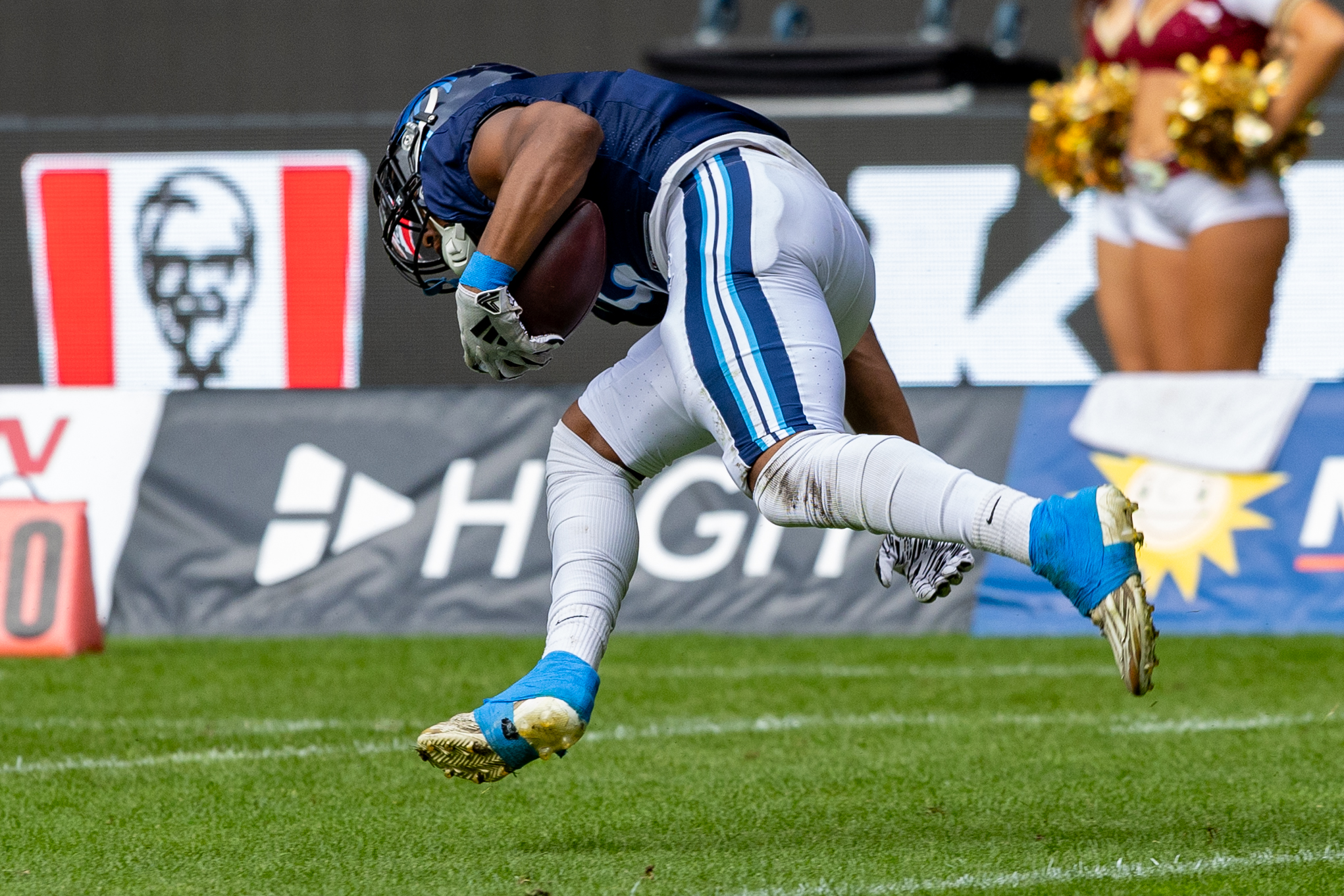 #5 Edvin Taborda (WR) Nordic Storm catch the ball. Rhein Fire vs Nordic Storm, American Football, European League of Football, Week 14, 2025, 17.08.2025,
