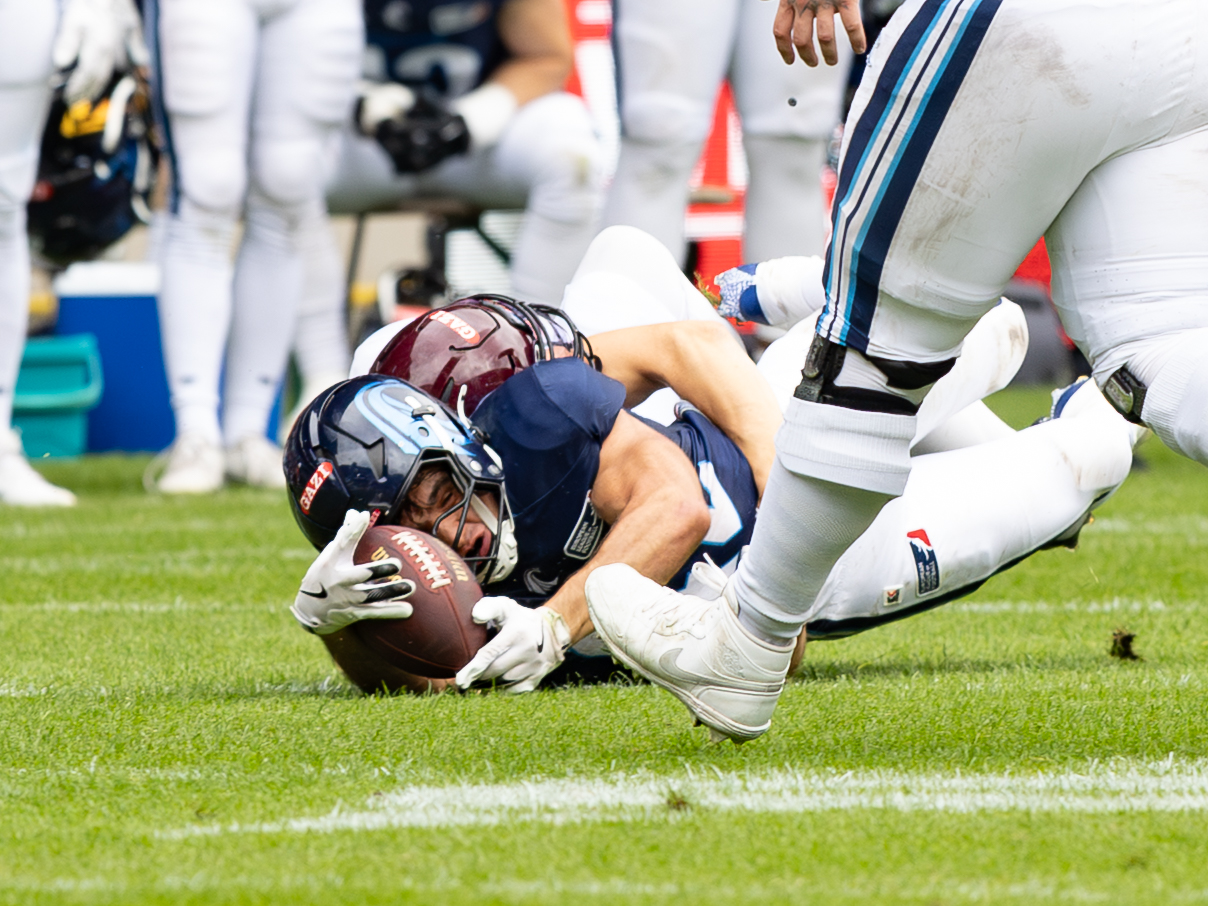 #42 Armand Soulerot (RB) Nordic Storm first down. Rhein Fire vs Nordic Storm, American Football, European League of Football, Week 14, 2025, 17.08.2025,
