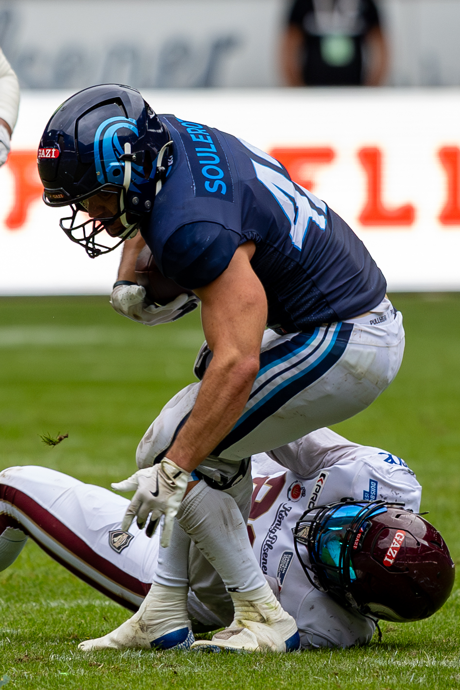 #26 Lino Schroeter (Schröter) (LB) Rhein Fire tackle #42 Armand Soulerot (RB) Nordic Storm Rhein Fire vs Nordic Storm, American Football, European League of Football, Week 14, 2025, 17.08.2025,