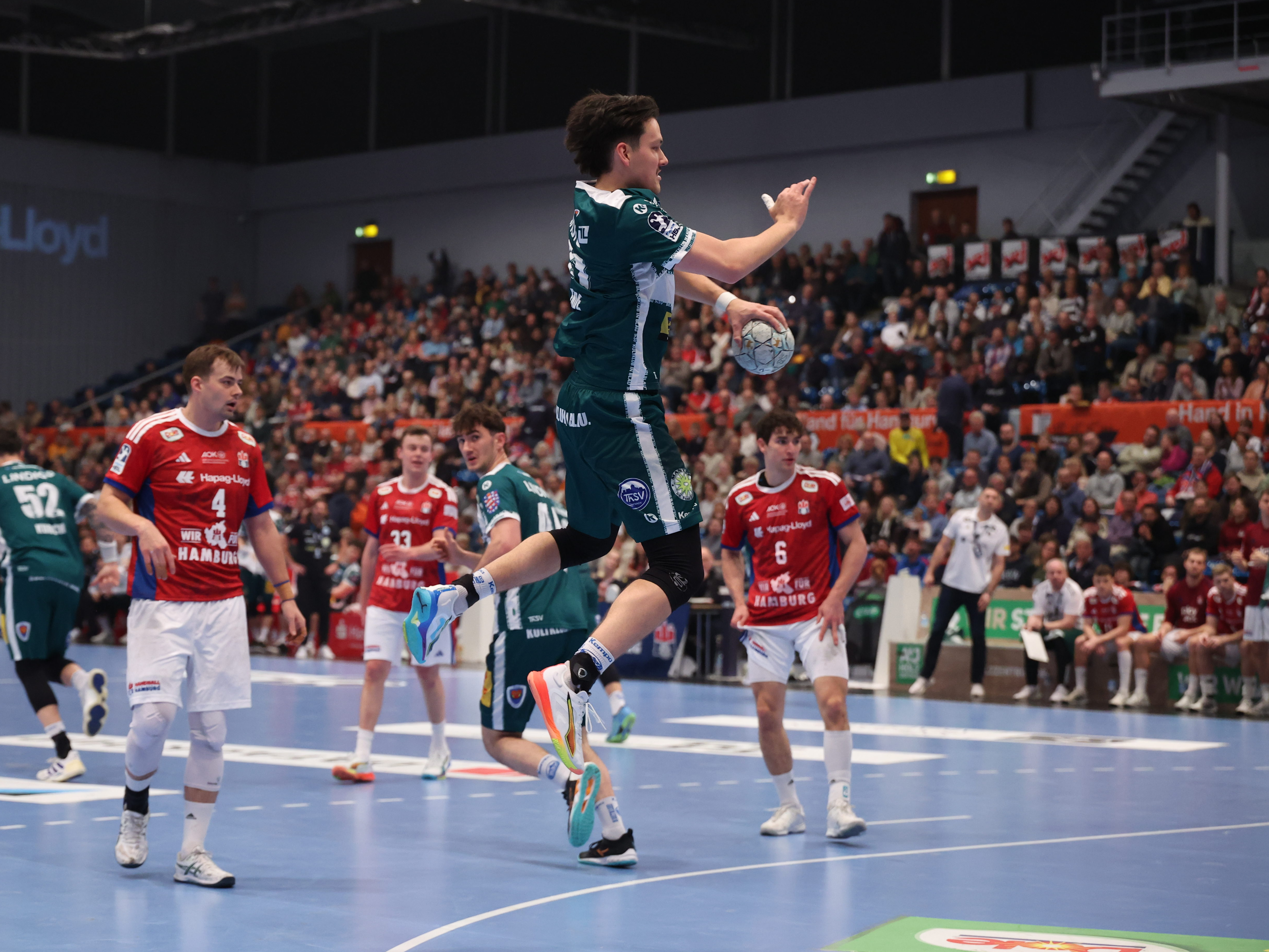 Handball Sportverein Hamburg vs ThSV Eisennach , Handball, 1. Bundesliga, Spieltag 15, 2025/2026, 07.12.2025,
