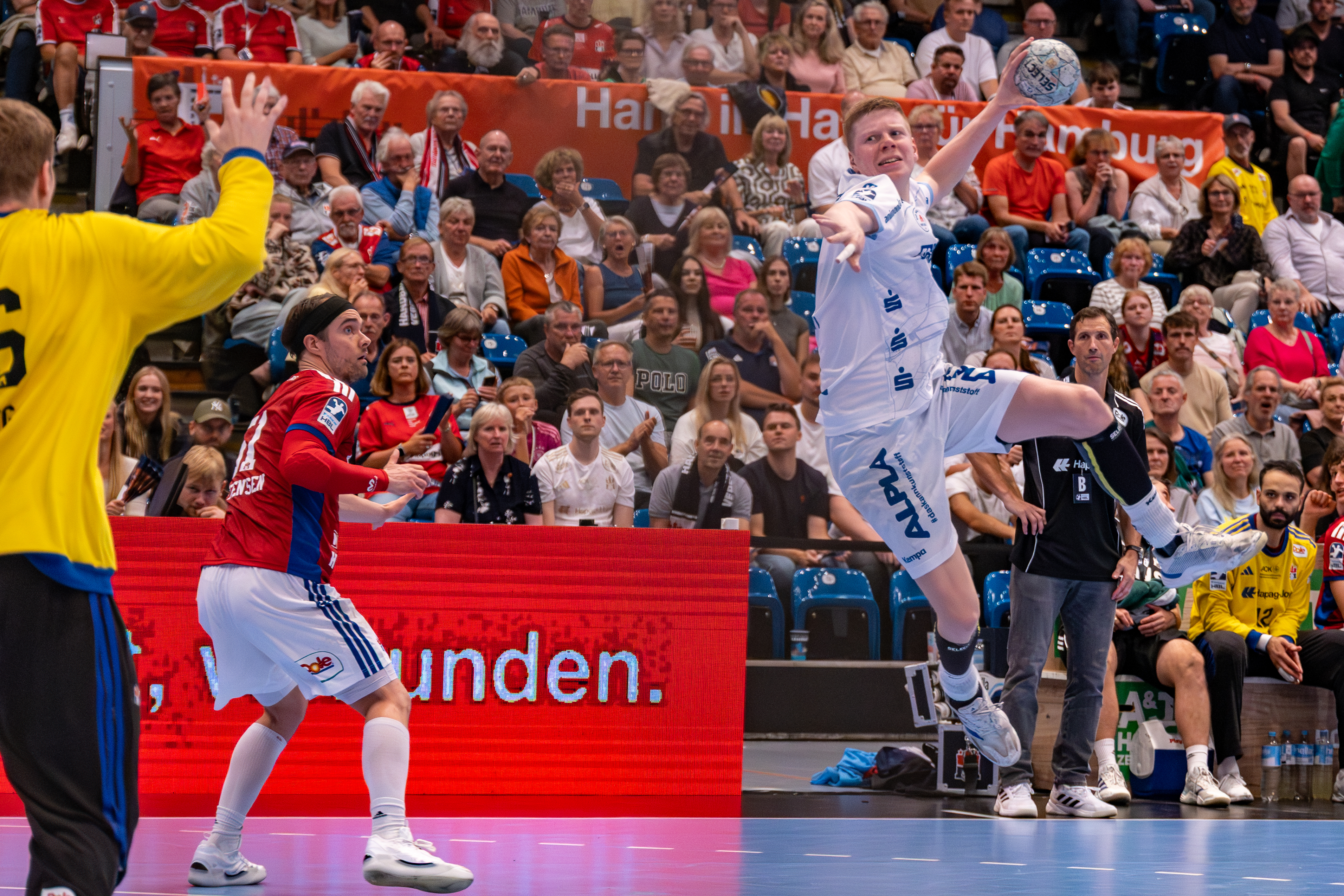 goal #25 Niels Versteijnen (Rückraum rechts) – TBV Lemgo Lippe HSV Hamburg vs Lemgo Lippe, Handball, DAIKIN HBL , WEEK 5, 2025/26, 19.09.2025,