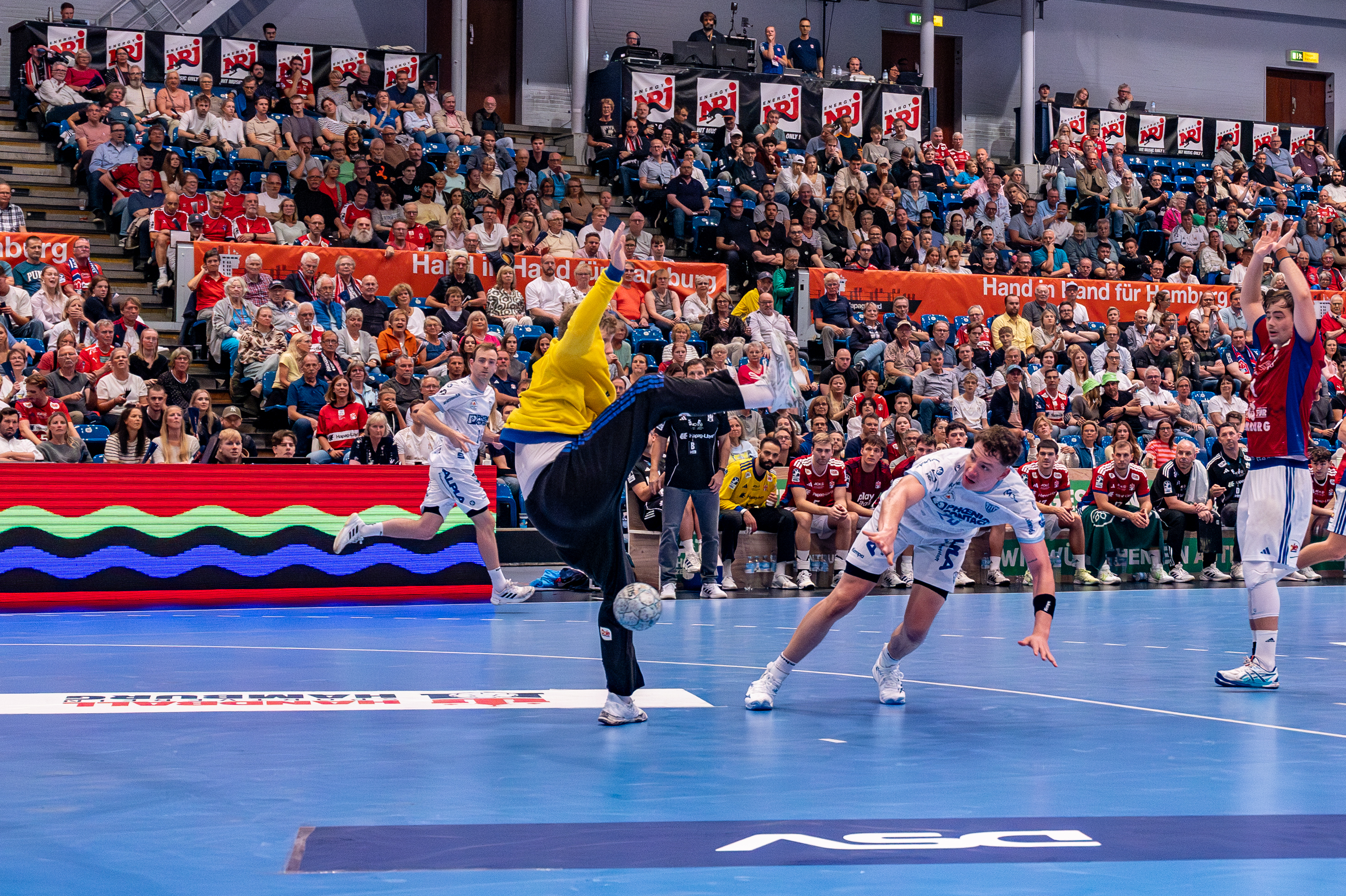 goal #24 Joel Willecke (Kreisläufer) – TBV Lemgo Lippe goal HSV Hamburg vs Lemgo Lippe, Handball, DAIKIN HBL , WEEK 5, 2025/26, 19.09.2025,