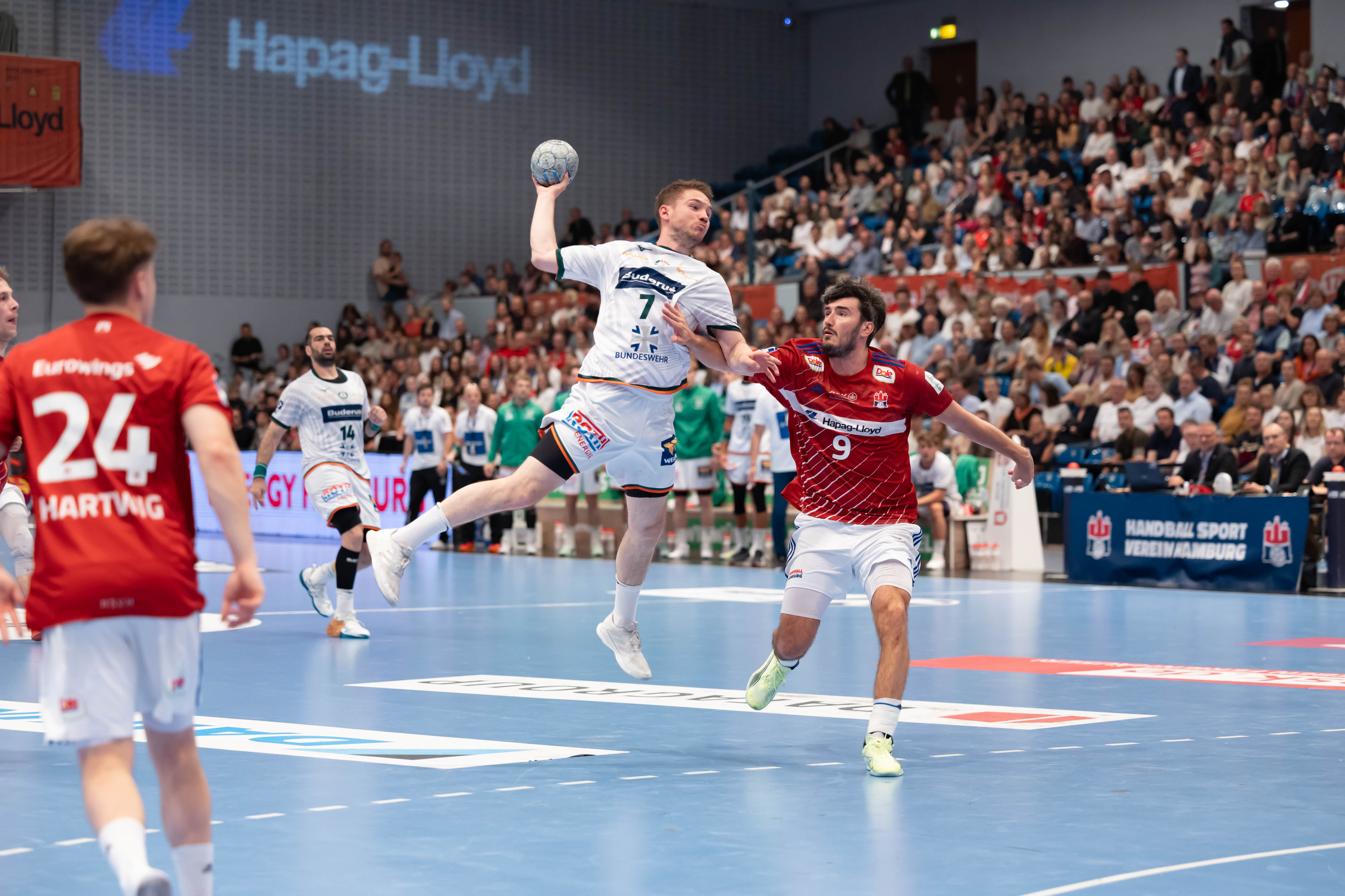 Handball Sport Verein Hamburg vs MT Melsungen