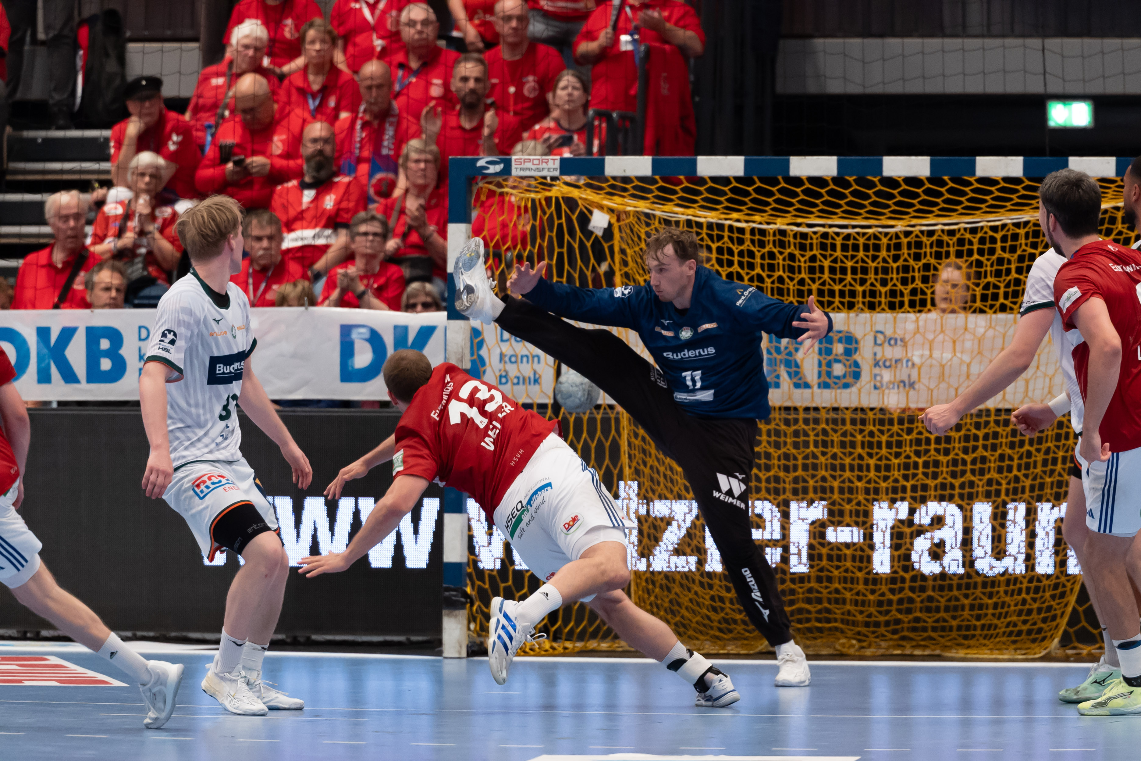 Handball Sport Verein Hamburg vs MT Melsungen