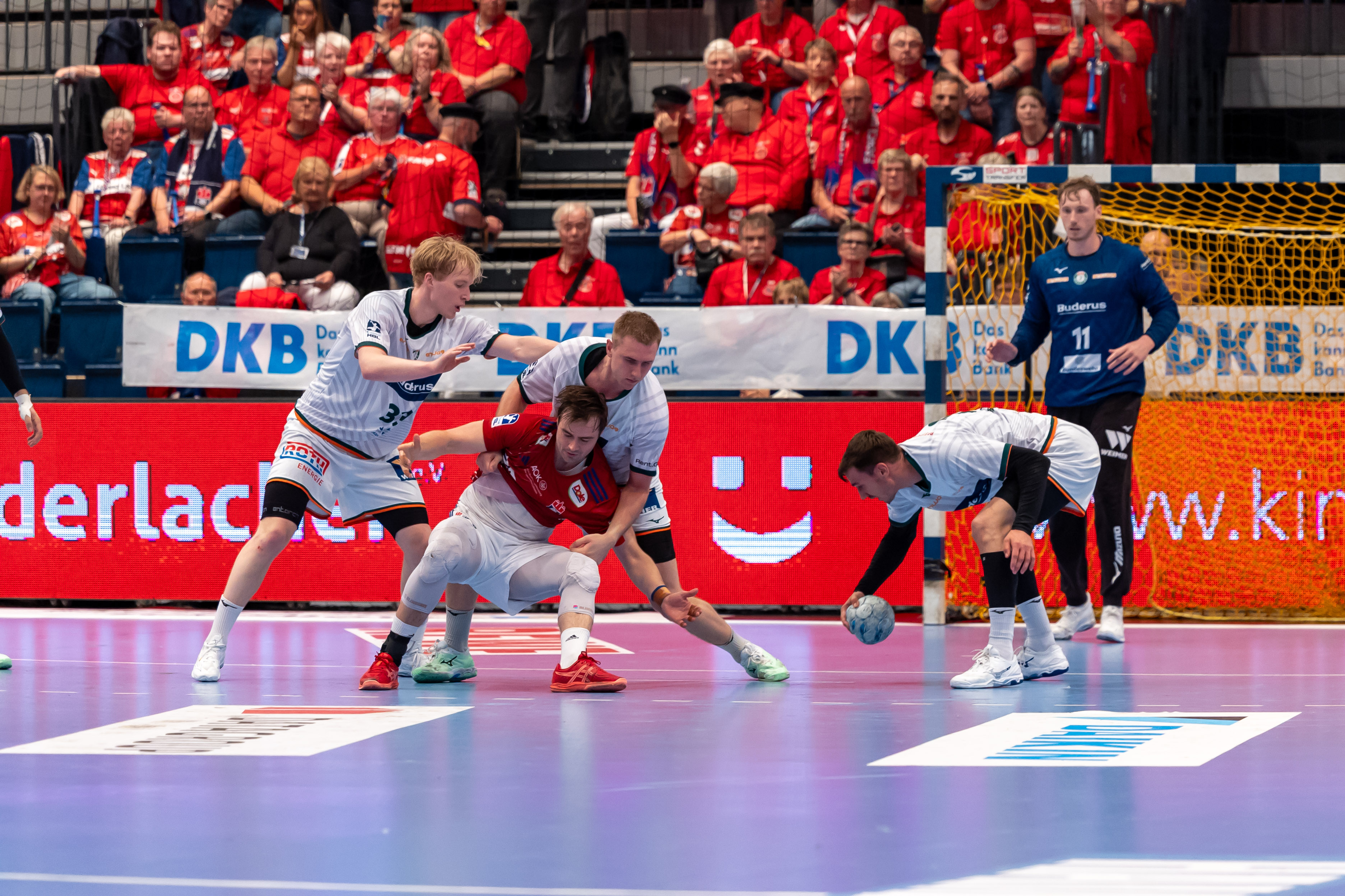 Handball Sport Verein Hamburg vs MT Melsungen