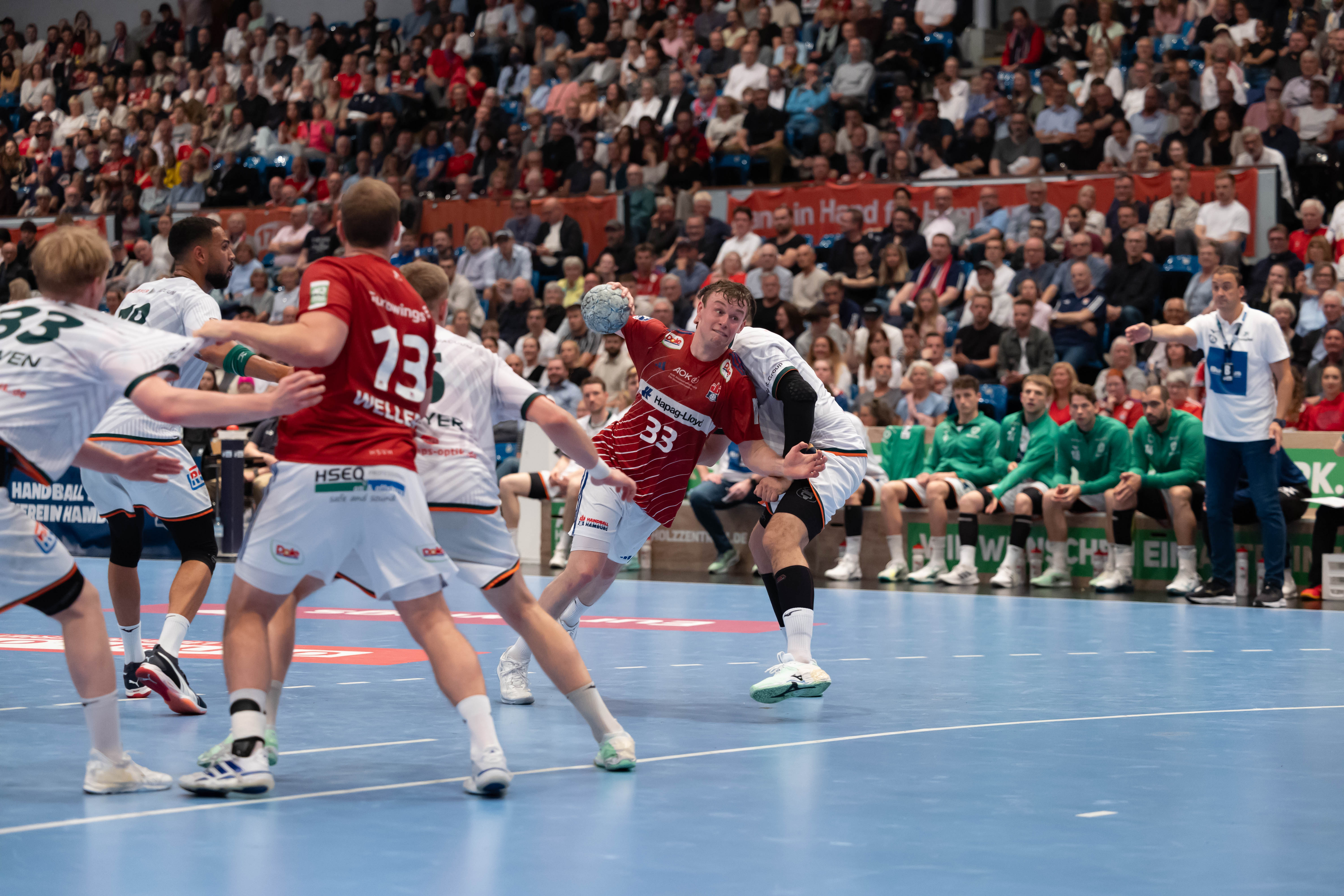 Handball Sport Verein Hamburg vs MT Melsungen