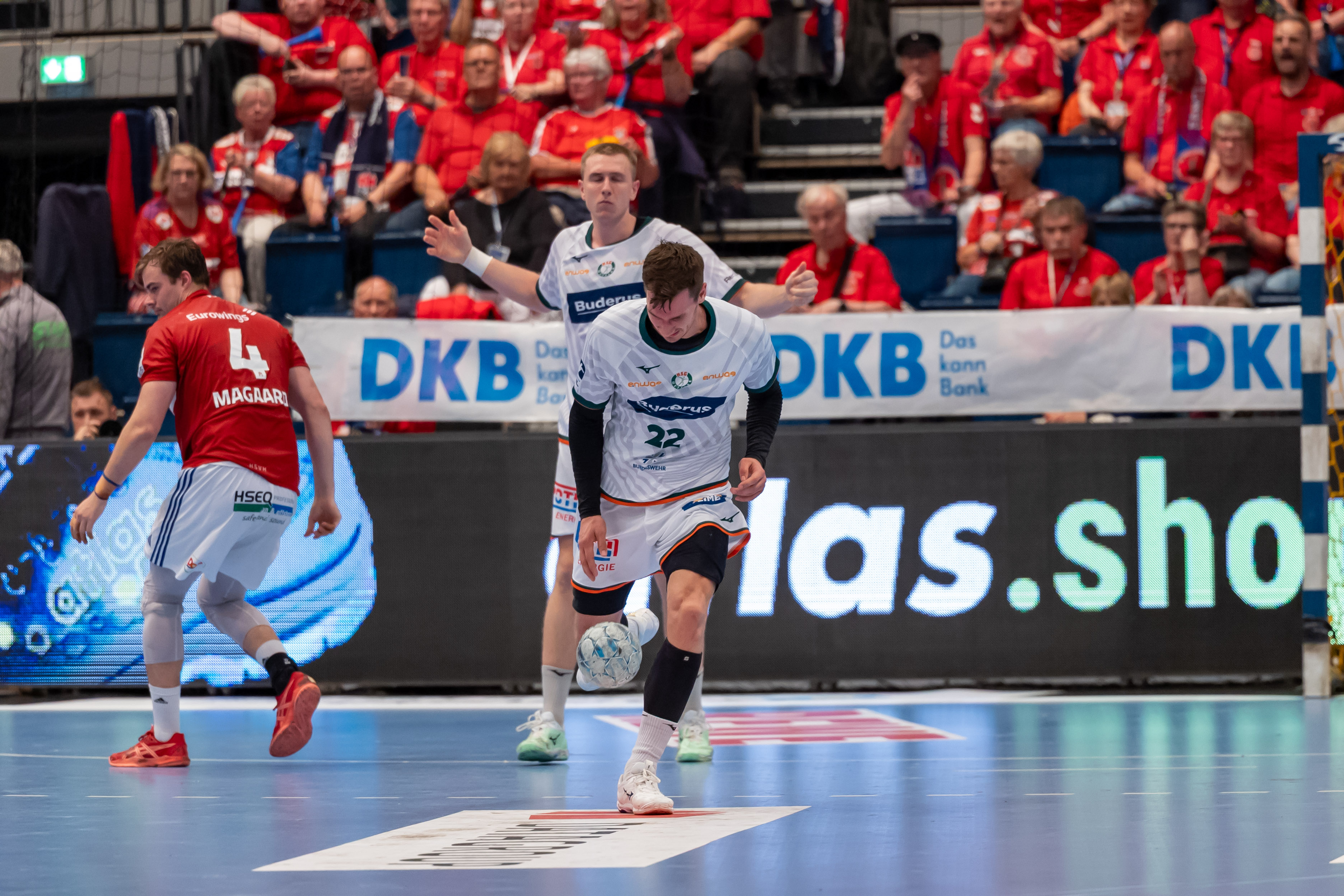 Handball Sport Verein Hamburg vs MT Melsungen