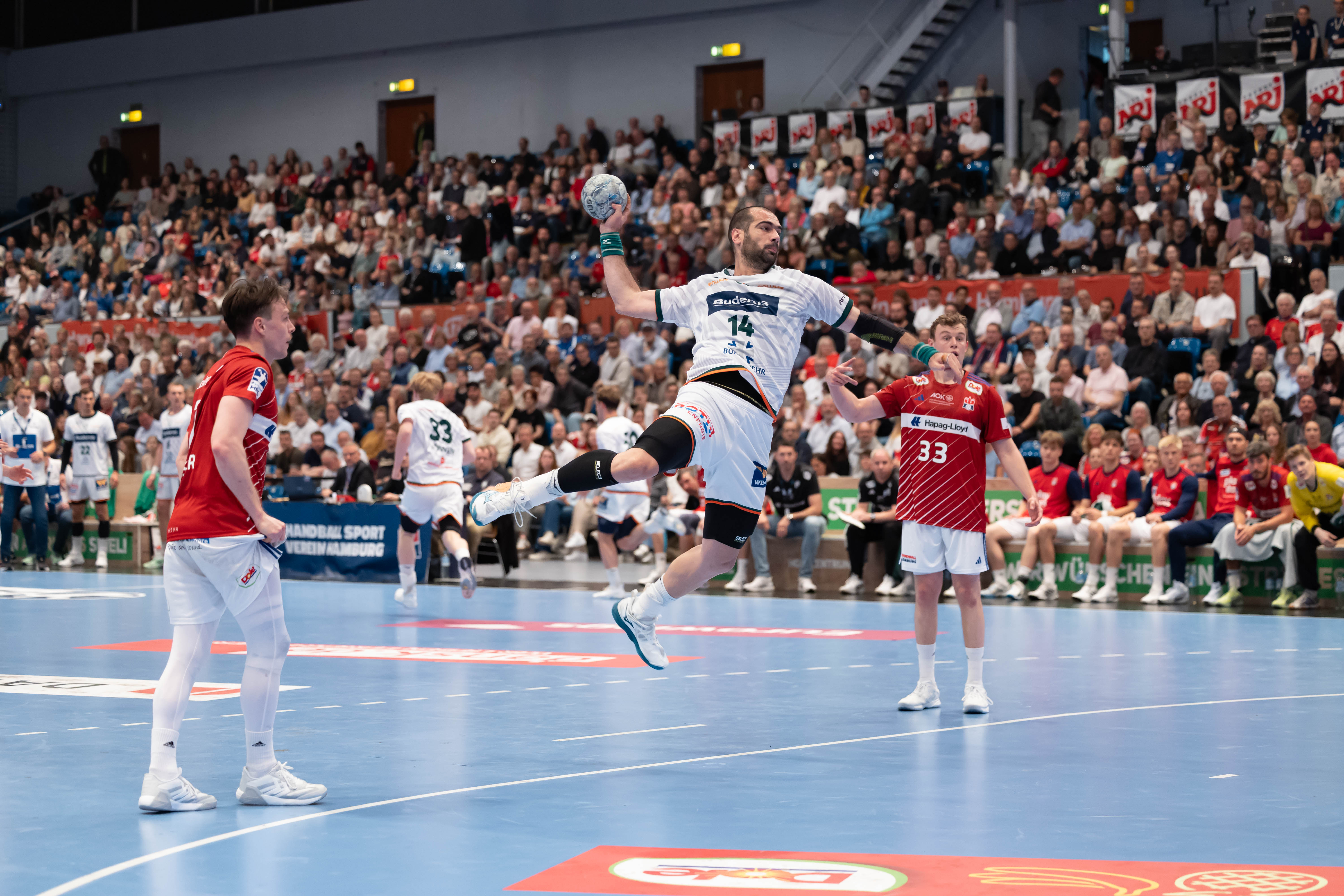 Handball Sport Verein Hamburg vs MT Melsungen