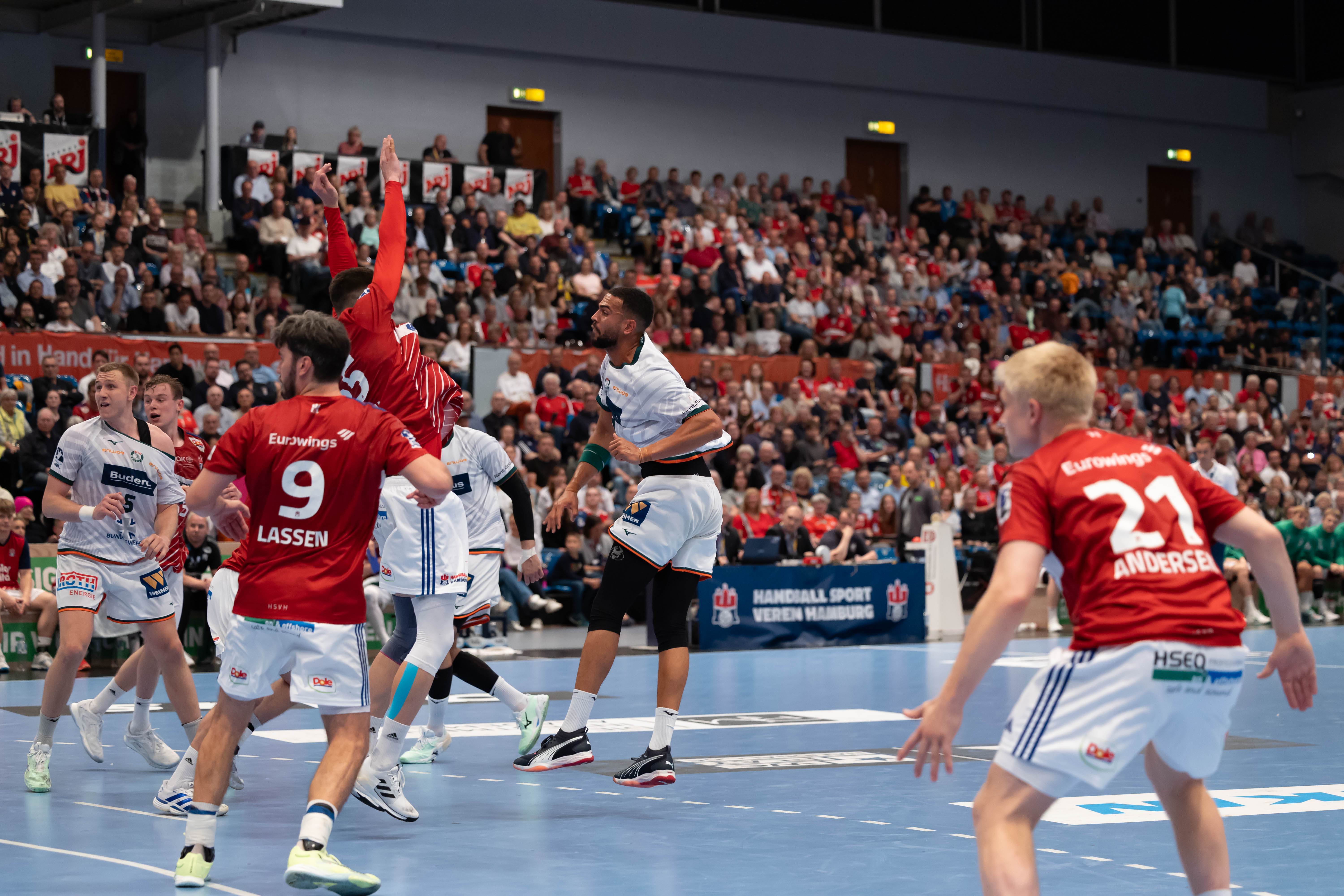 Handball Sport Verein Hamburg vs MT Melsungen