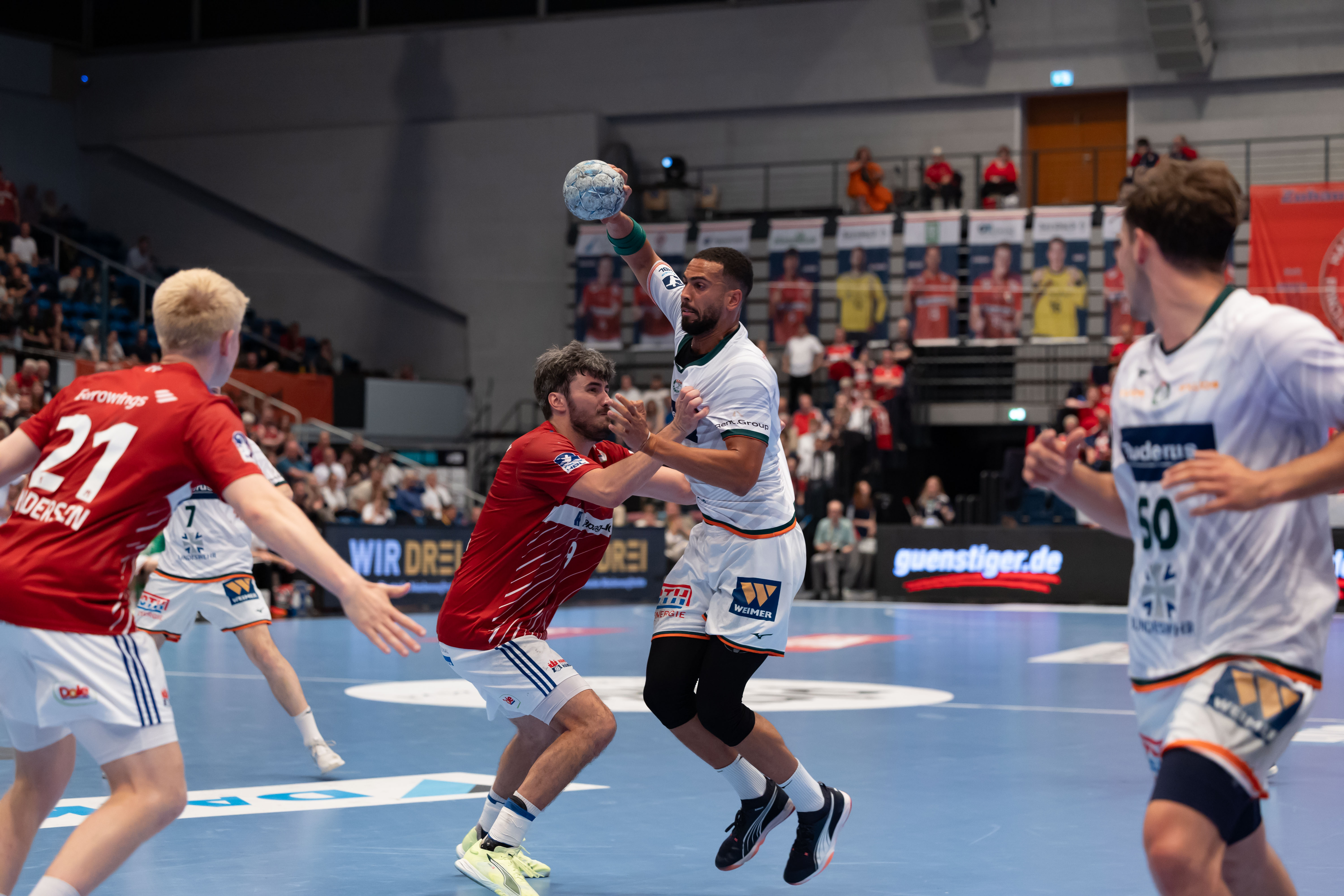 Handball Sport Verein Hamburg vs MT Melsungen