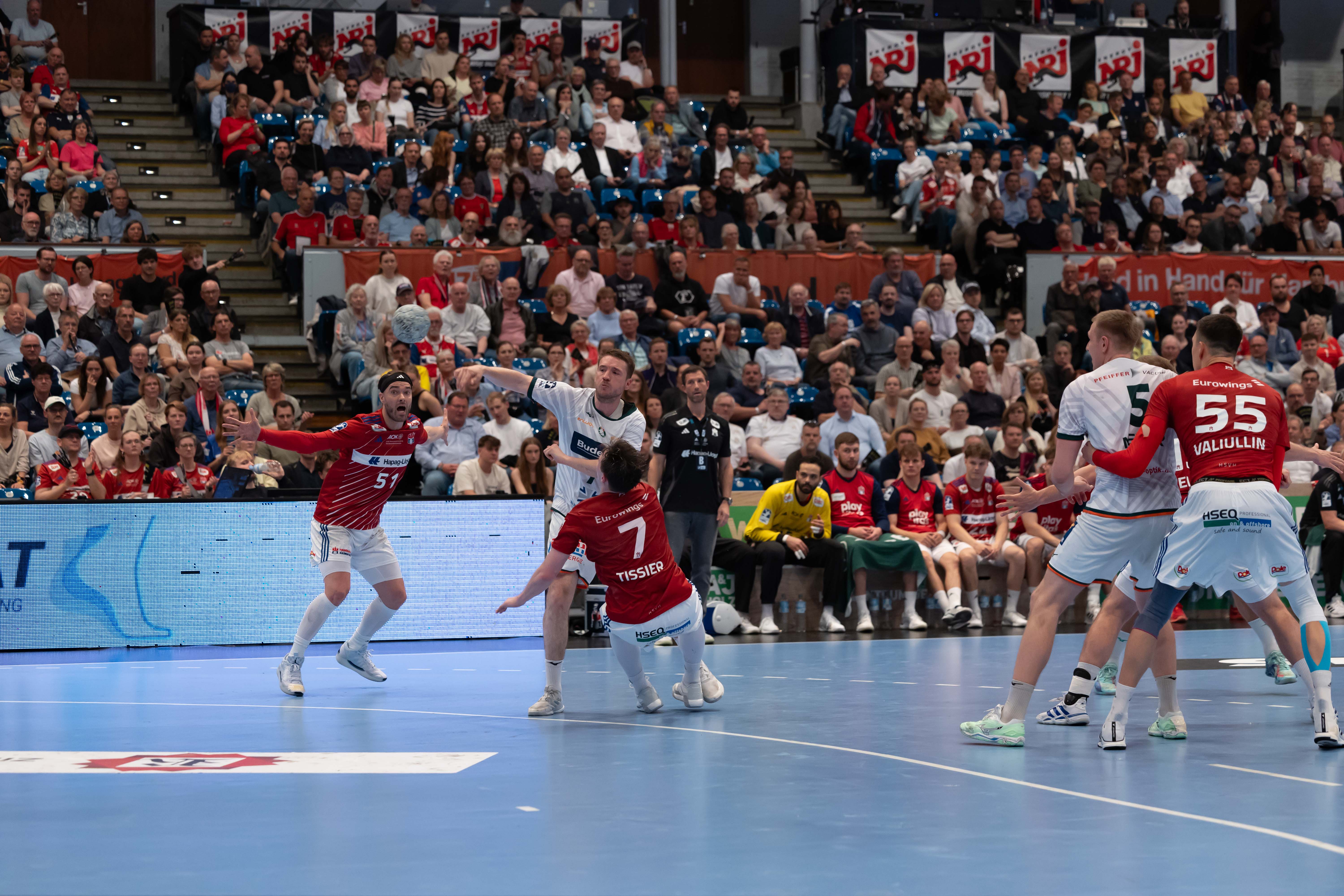 Handball Sport Verein Hamburg vs MT Melsungen