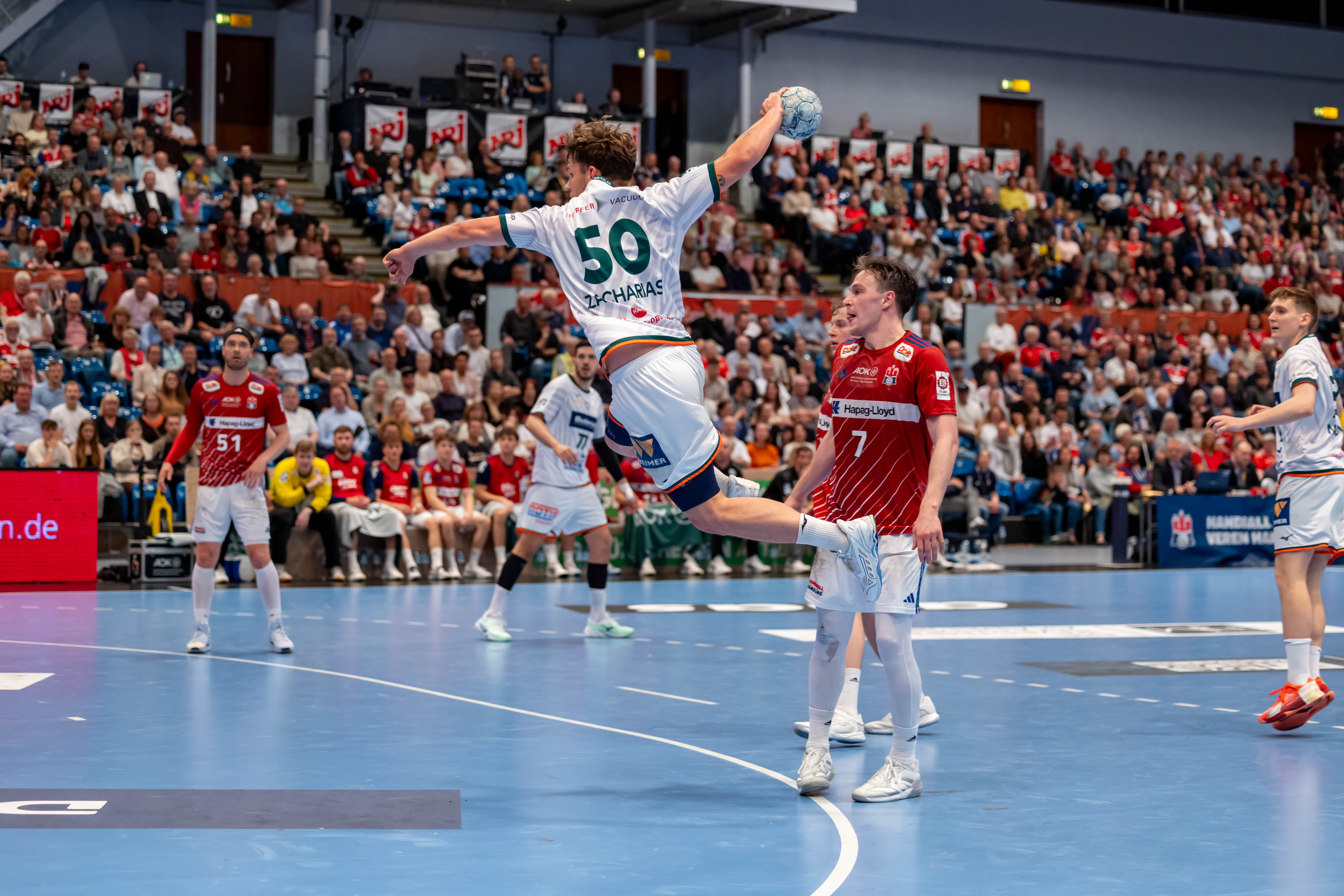 Handball Sport Verein Hamburg vs MT Melsungen