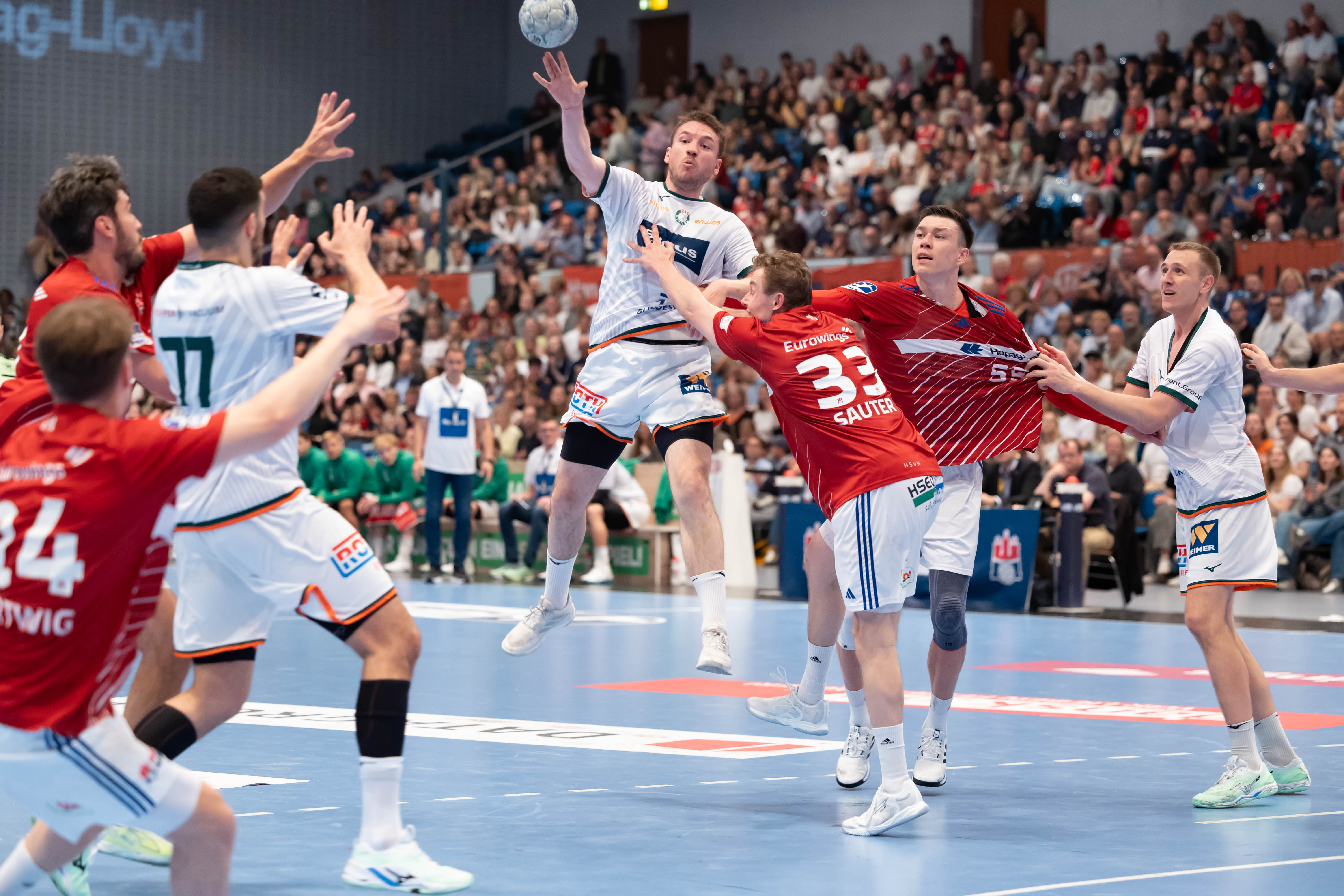 Handball Sport Verein Hamburg vs MT Melsungen