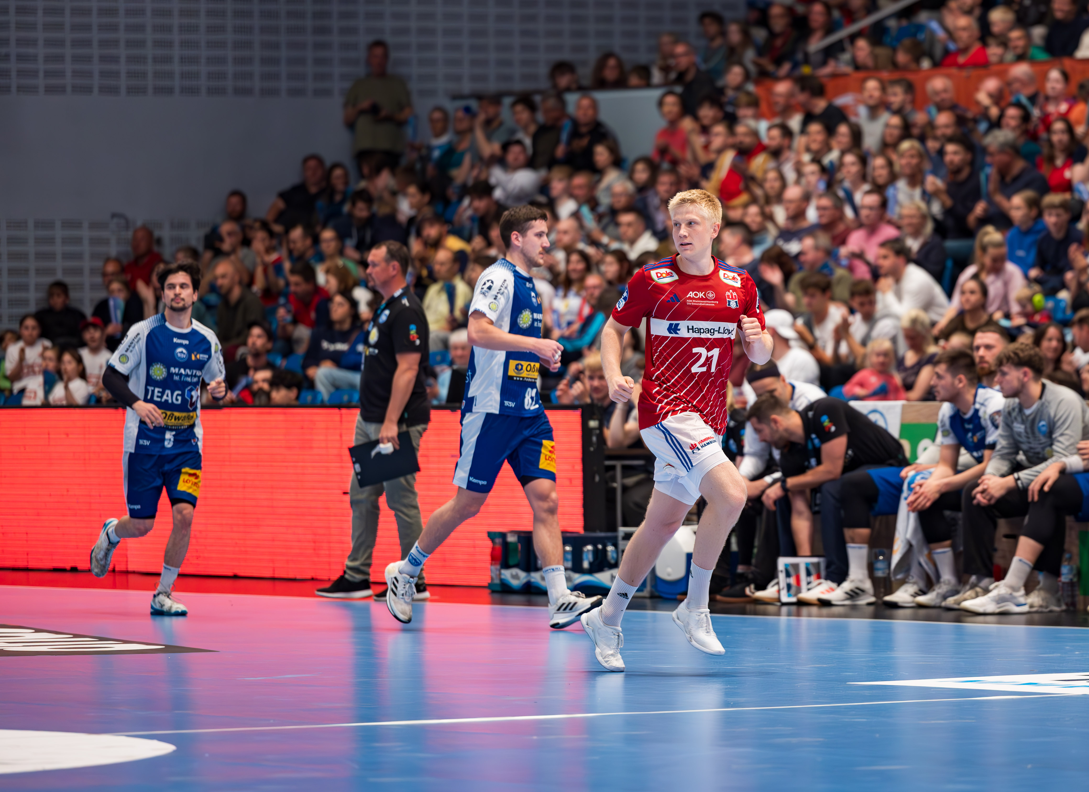 Handball Sport Verein Hamburg vs TVB 1898 Stuttgart