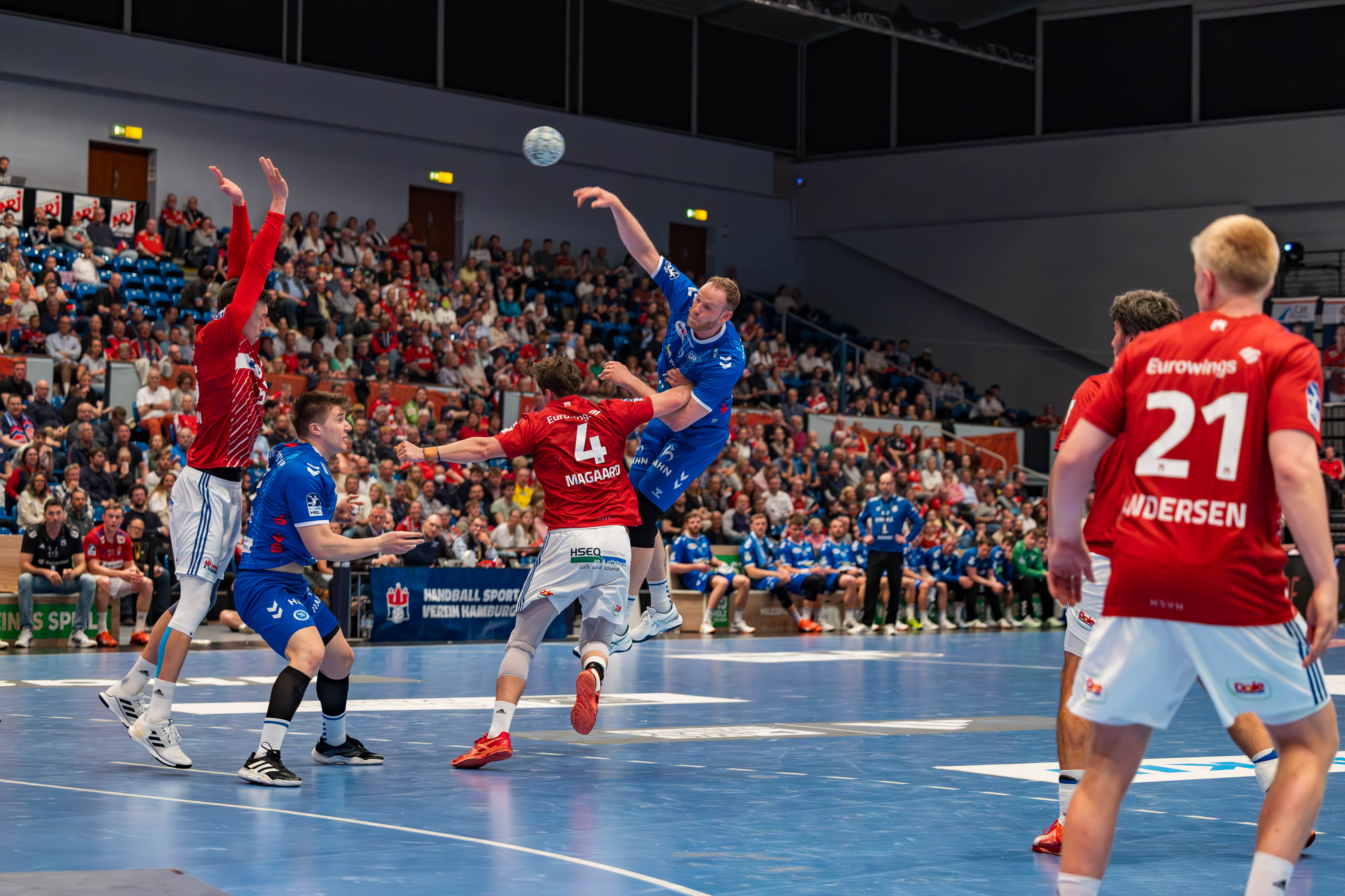Handball Sport Verein Hamburg vs TVB 1898 Stuttgart