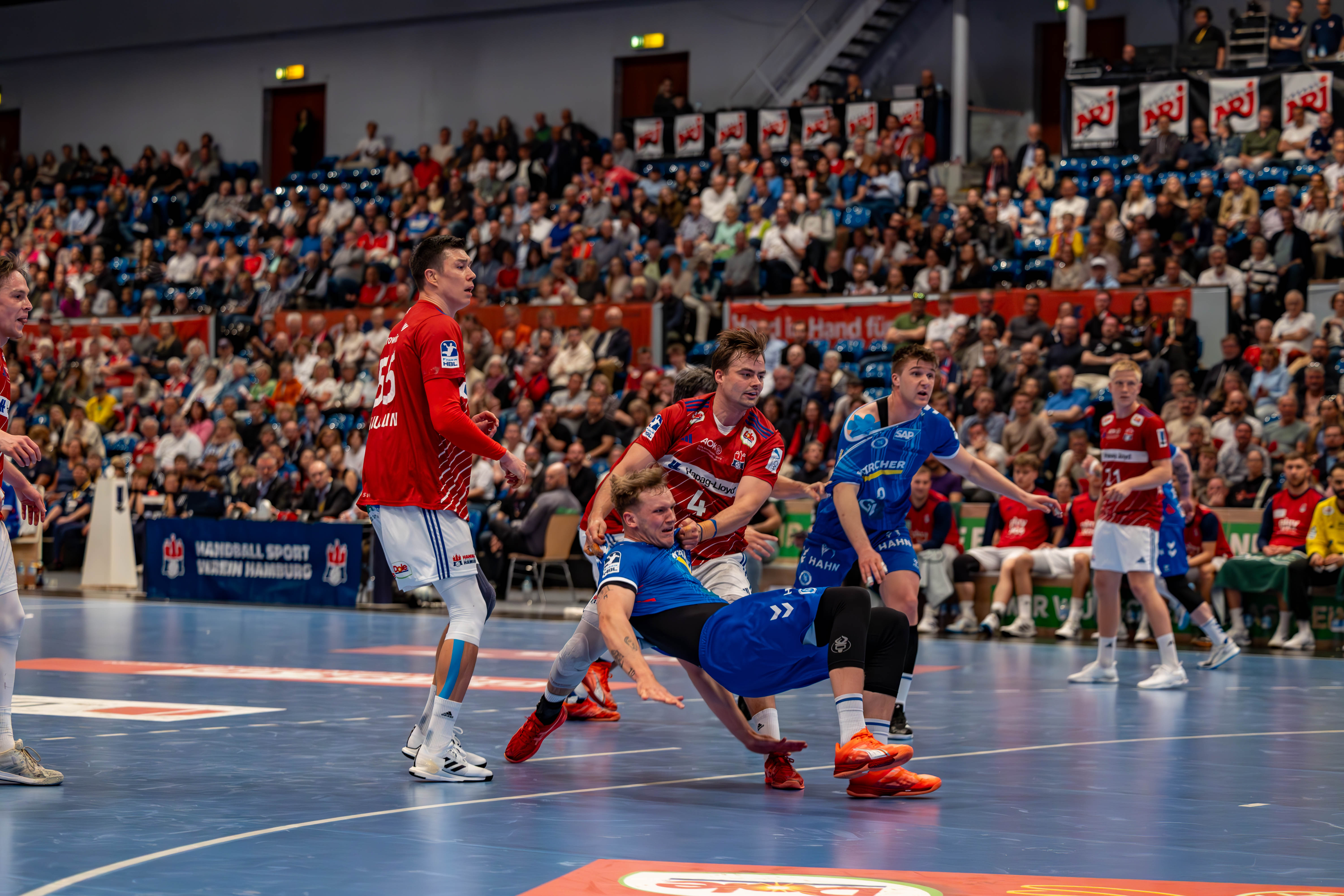 1.HBL HSVH  vs TVB Stuttgart