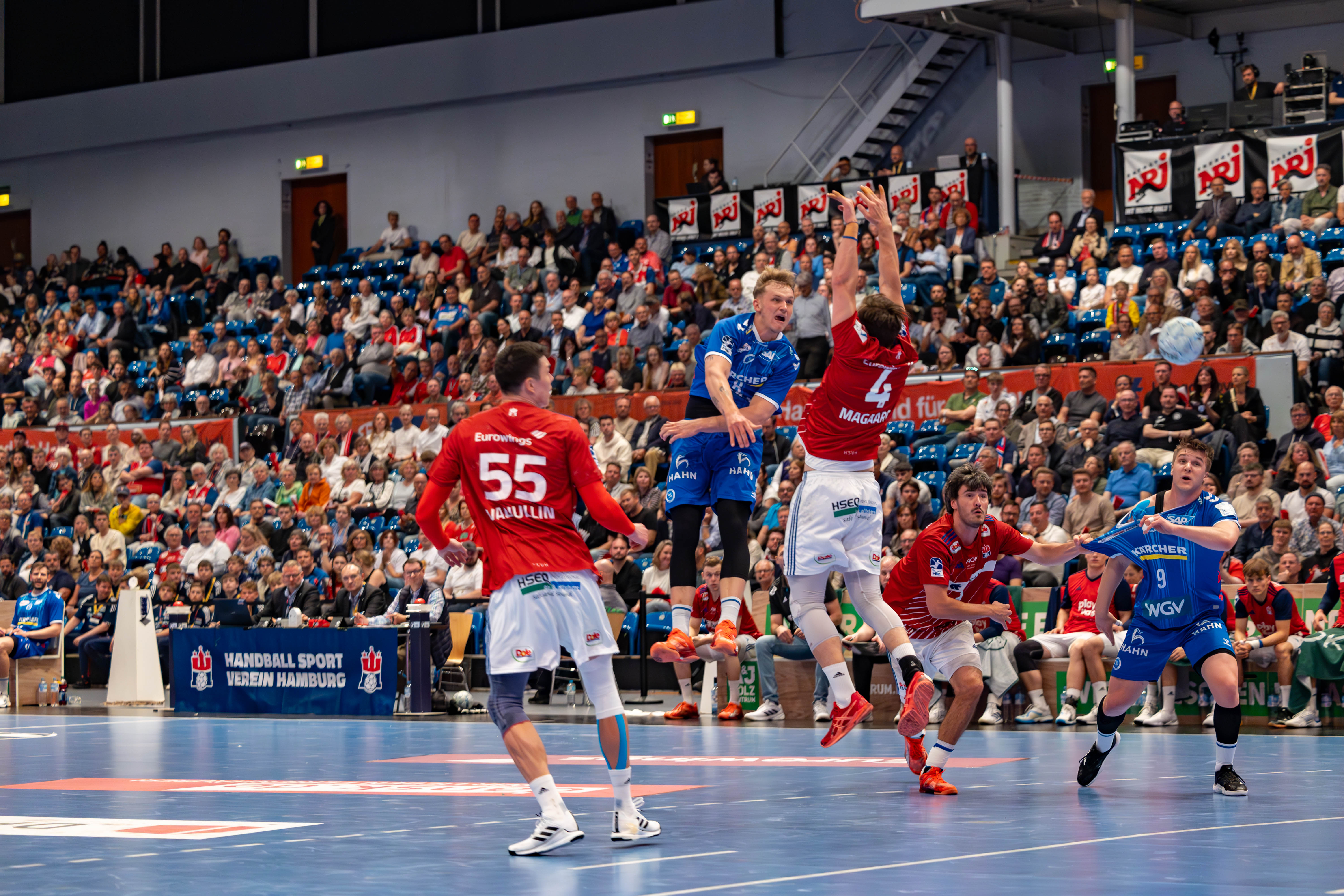 Handball Sport Verein Hamburg vs TVB 1898 Stuttgart