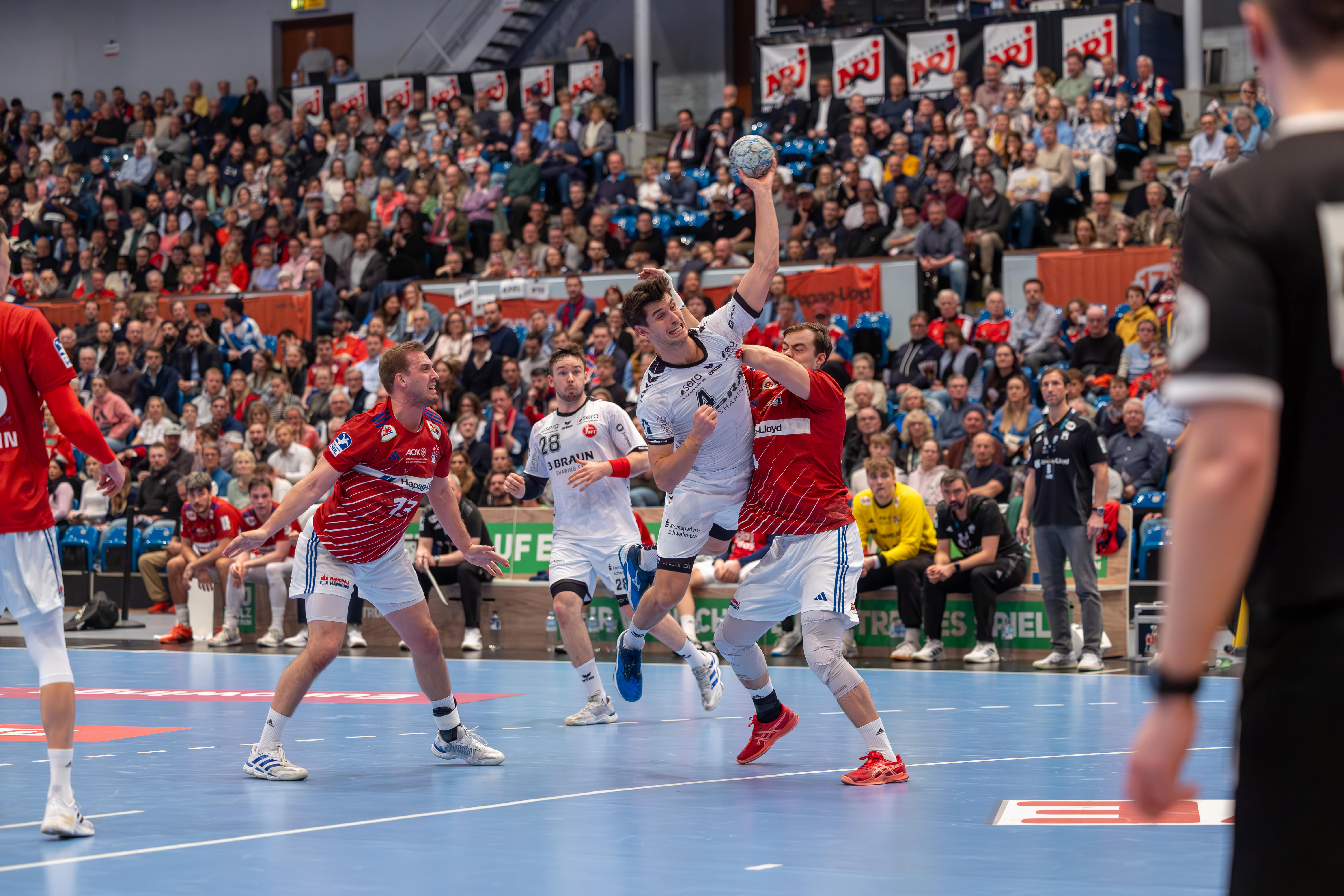 Handball Sport Verein Hamburg vs MT Melsungen