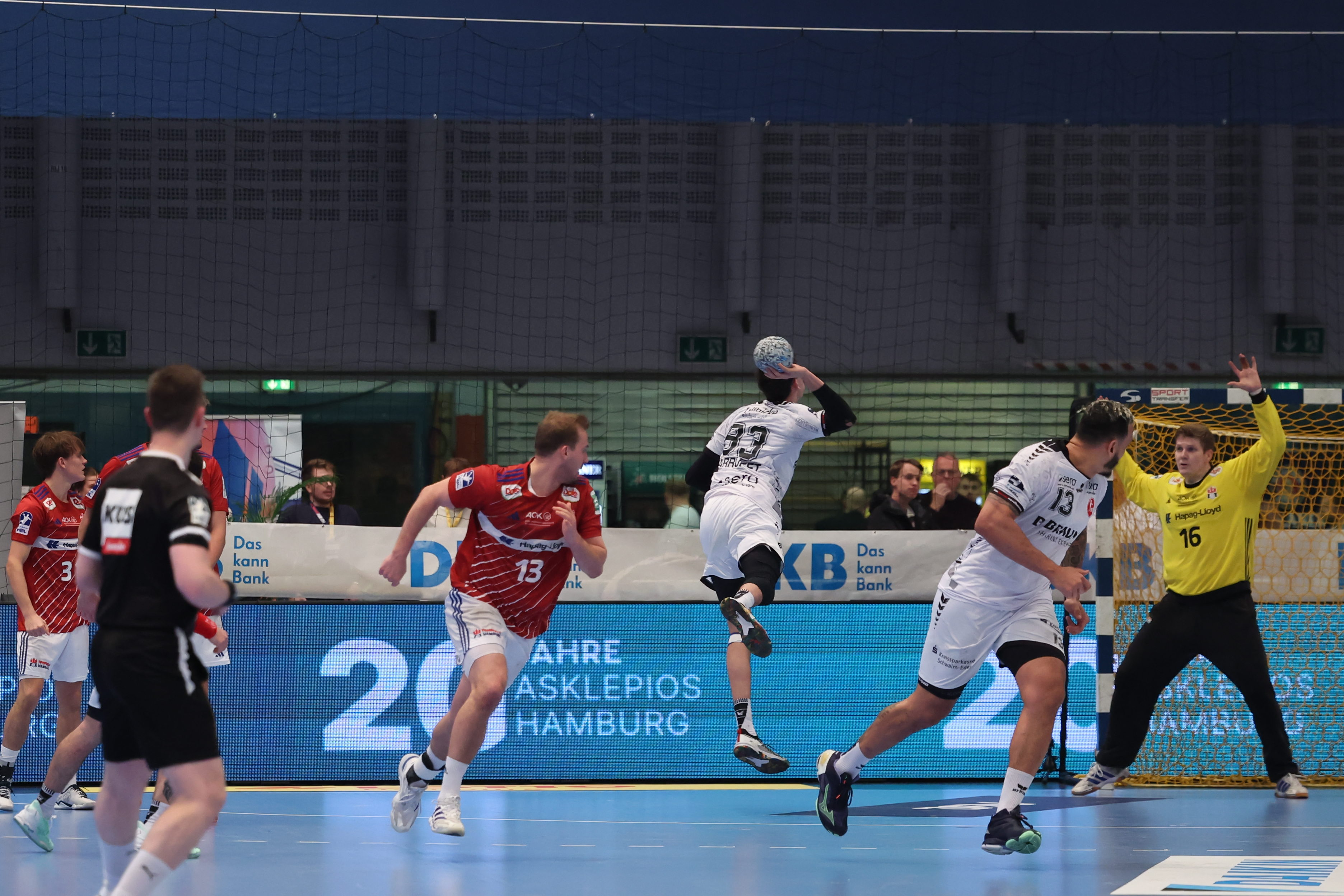 Handball Sport Verein Hamburg vs MT Melsungen