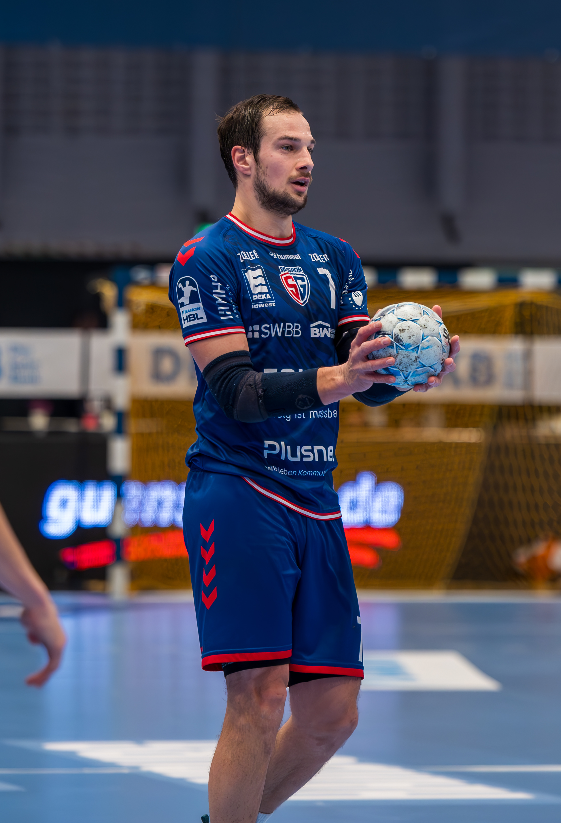 Handball Sport Verein Hamburg vs SG BBM Bietigheim